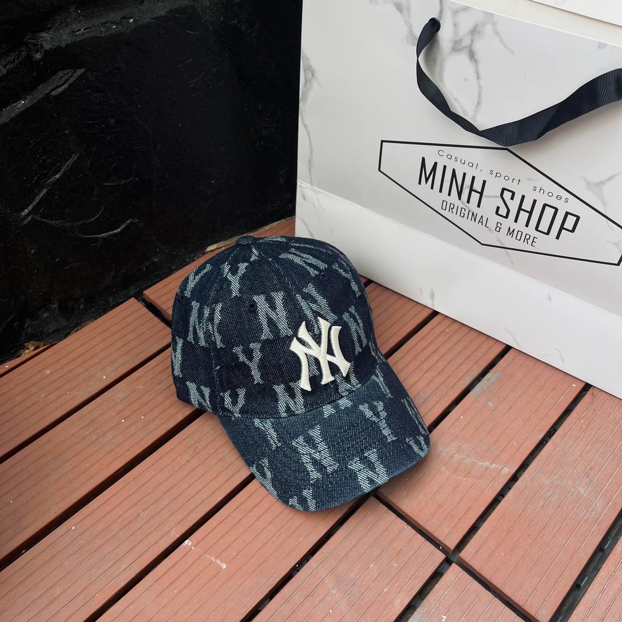 giày thể thao chính hãng, giày nike chính hãng, giày adidas chính hãng, giày newbalance chính hãng, giày converse chính hãng, giày puma chính hãng, giày vans chính hãng, giày asics chính hãng, giày everlast chính hãng, nước hoa chính hãng, ba lô, dép, dép quai ngang