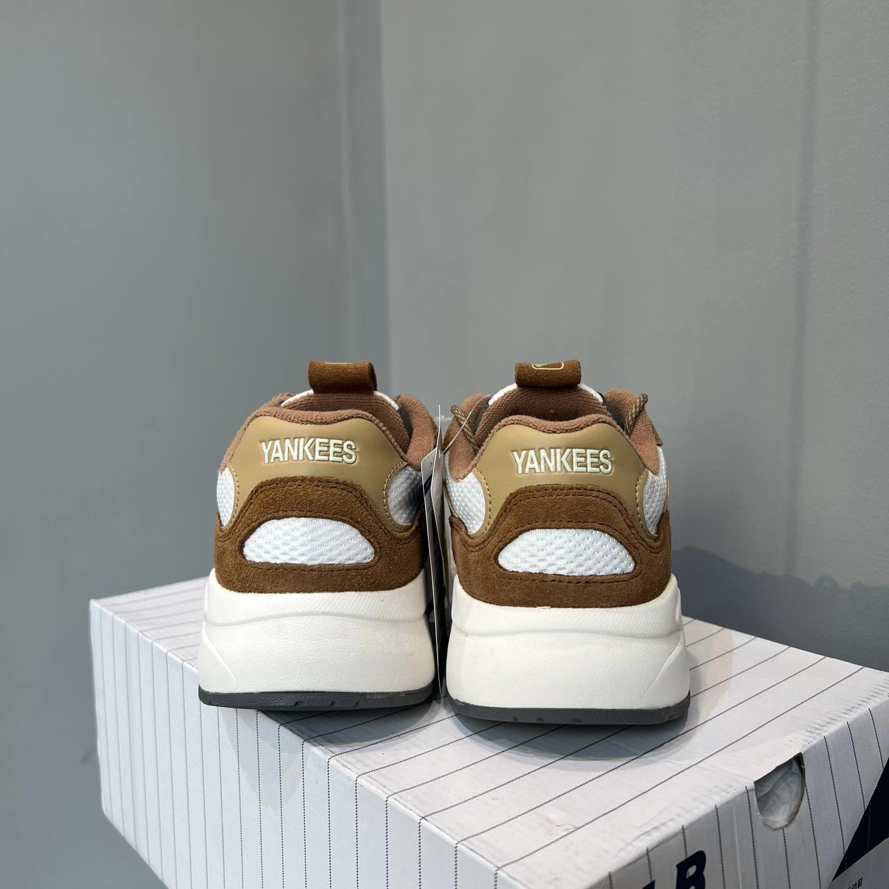 Giày thể thao, Balo thể thao, Nón thể thao, Thương hiệu giày nổi tiếng, Giày Adidas, Giày Nike, Balo Nike, Balo Adidas, Nón Nike, Nón Adidas
