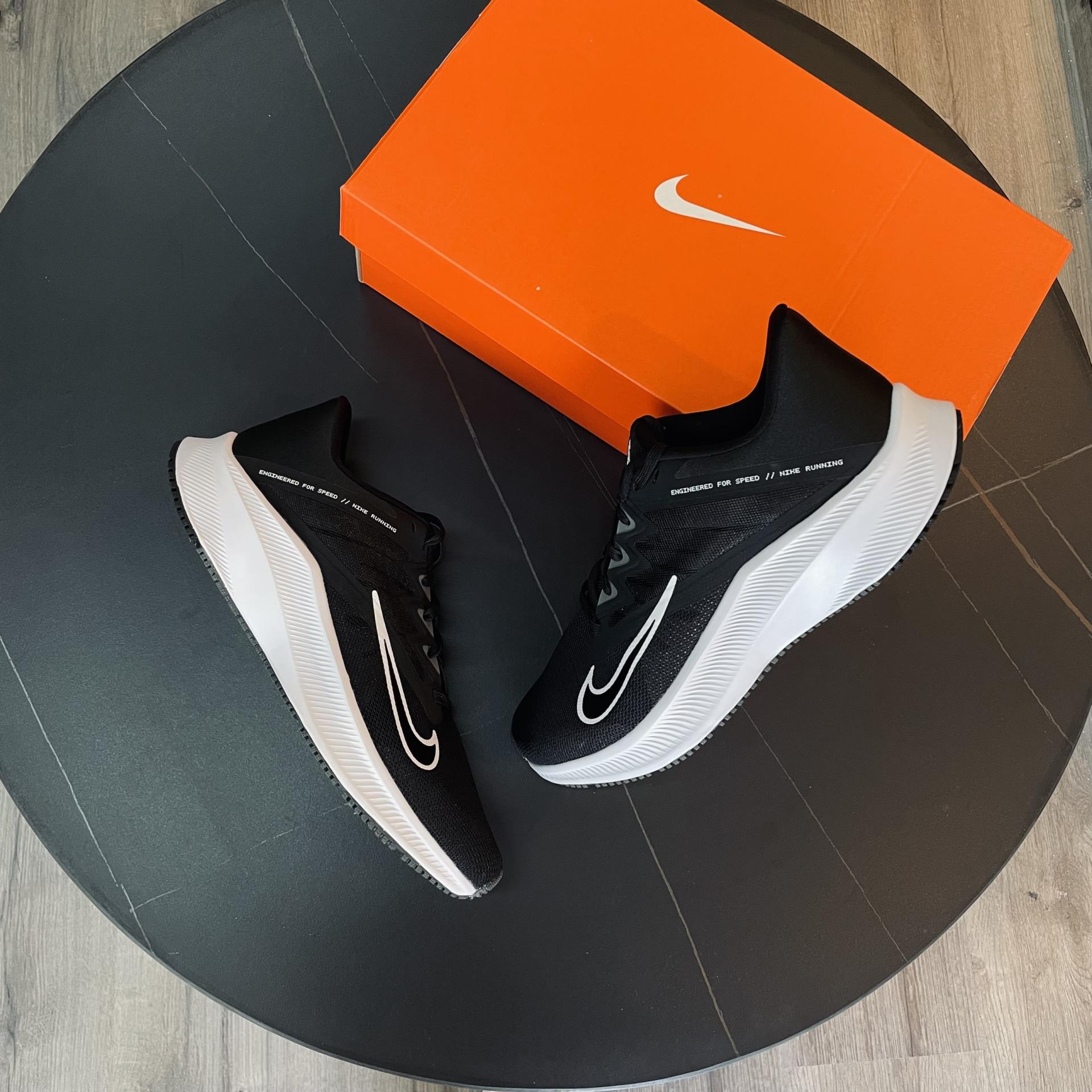 giày thể thao chính hãng, giày nike chính hãng, giày adidas chính hãng, giày newbalance chính hãng, giày converse chính hãng, giày puma chính hãng, giày vans chính hãng, giày asics chính hãng, giày everlast chính hãng, nước hoa chính hãng, ba lô, dép, dép quai ngang