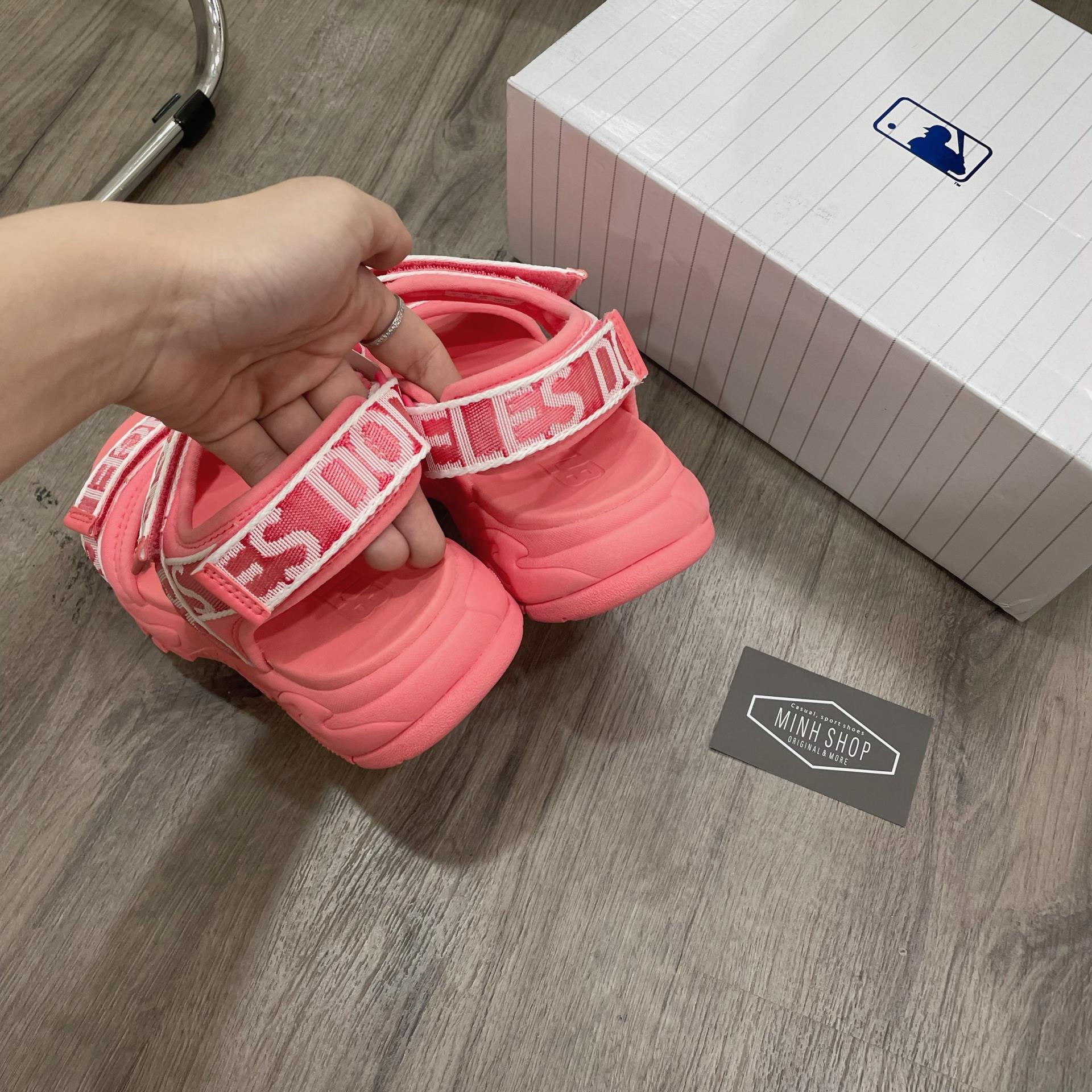 giày thể thao chính hãng, giày nike chính hãng, giày adidas chính hãng, giày newbalance chính hãng, giày converse chính hãng, giày puma chính hãng, giày vans chính hãng, giày asics chính hãng, giày everlast chính hãng, nước hoa chính hãng, ba lô, dép, dép quai ngang