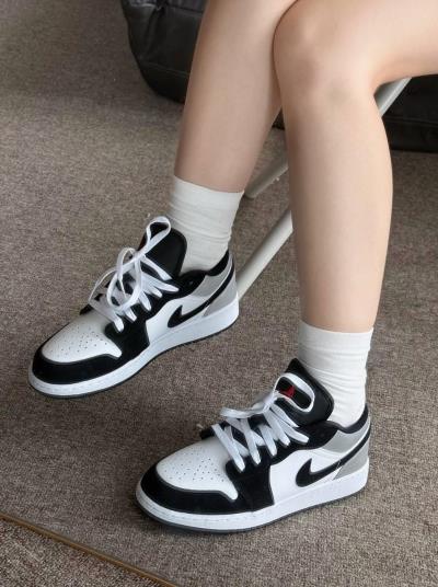 Giày Nike Air Jordan 1 Low GS 'Panda Toe' [HF3188 106] -YYY