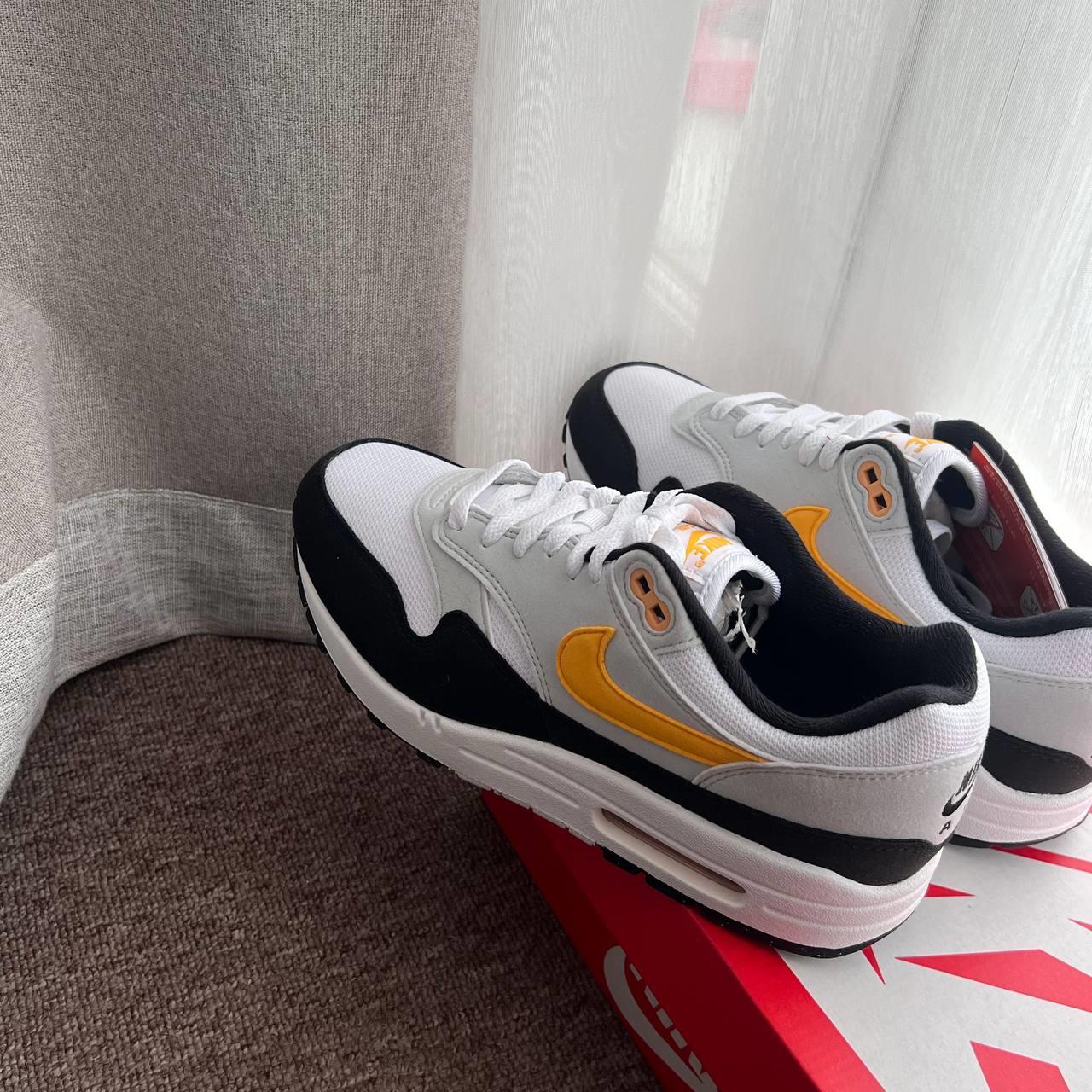 giày thể thao chính hãng, giày nike chính hãng, giày adidas chính hãng, giày newbalance chính hãng, giày converse chính hãng, giày puma chính hãng, giày vans chính hãng, giày asics chính hãng, giày everlast chính hãng, nước hoa chính hãng, ba lô, dép, dép quai ngang