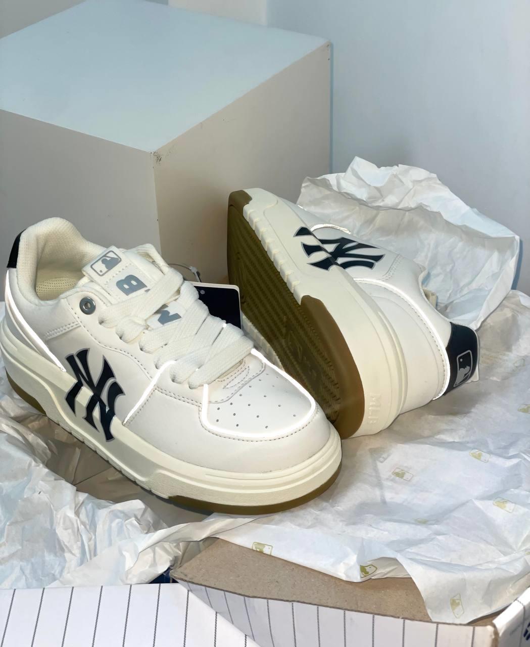 Giày thể thao, Balo thể thao, Nón thể thao, Thương hiệu giày nổi tiếng, Giày Adidas, Giày Nike, Balo Nike, Balo Adidas, Nón Nike, Nón Adidas