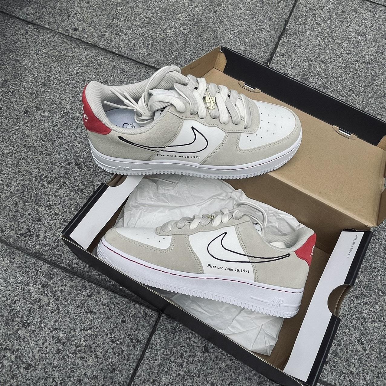 giày thể thao chính hãng, giày nike chính hãng, giày adidas chính hãng, giày newbalance chính hãng, giày converse chính hãng, giày puma chính hãng, giày vans chính hãng, giày asics chính hãng, giày everlast chính hãng, nước hoa chính hãng, ba lô, dép, dép quai ngang