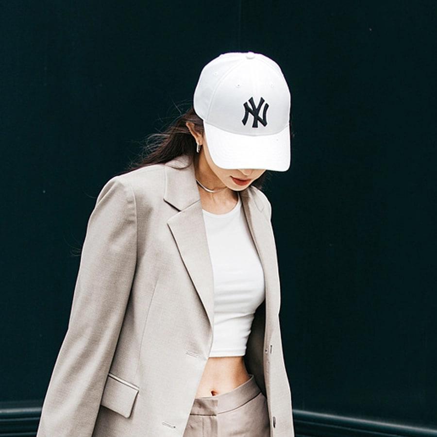 giày thể thao chính hãng, giày nike chính hãng, giày adidas chính hãng, giày newbalance chính hãng, giày converse chính hãng, giày puma chính hãng, giày vans chính hãng, giày asics chính hãng, giày everlast chính hãng, nước hoa chính hãng, ba lô, dép, dép quai ngang