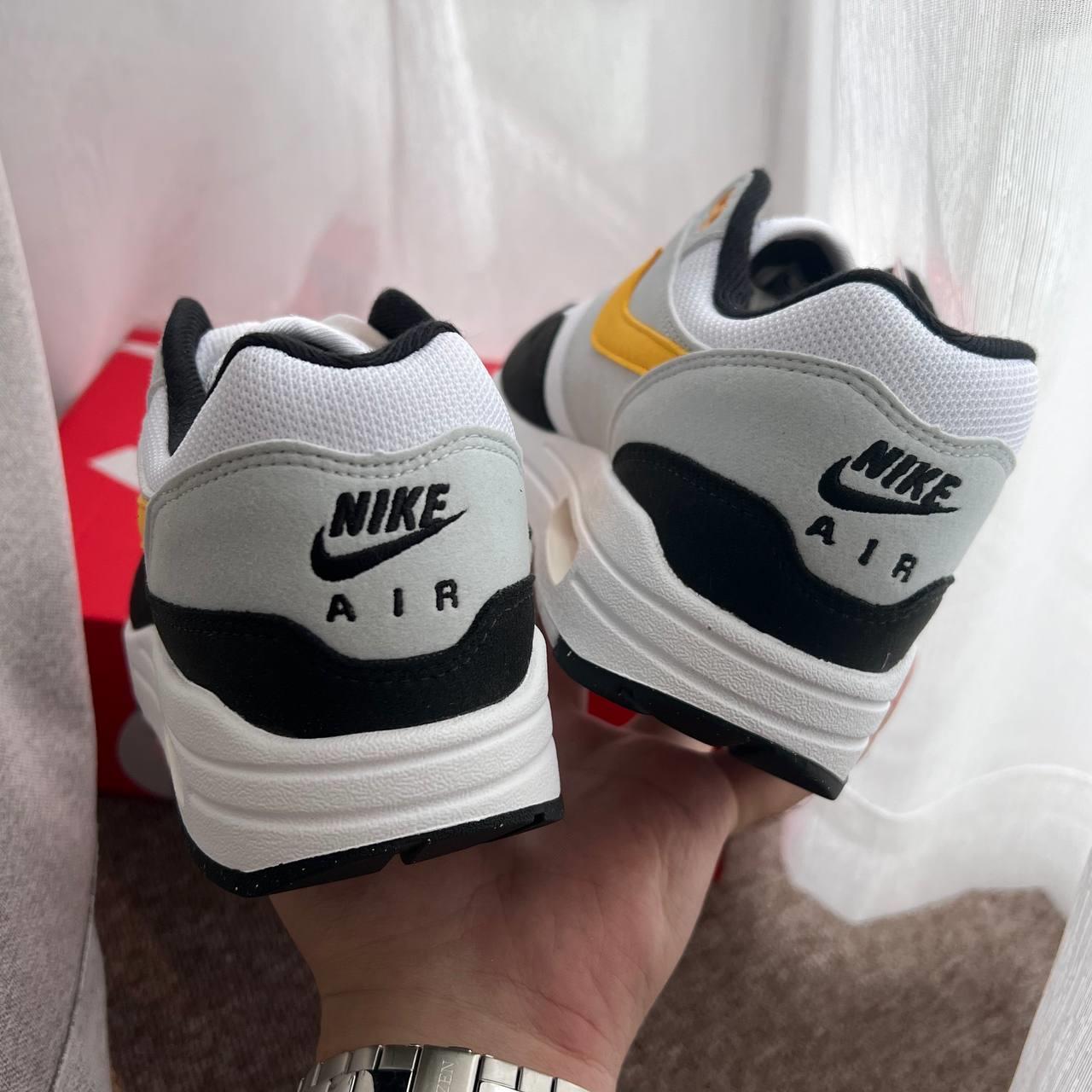 giày thể thao chính hãng, giày nike chính hãng, giày adidas chính hãng, giày newbalance chính hãng, giày converse chính hãng, giày puma chính hãng, giày vans chính hãng, giày asics chính hãng, giày everlast chính hãng, nước hoa chính hãng, ba lô, dép, dép quai ngang