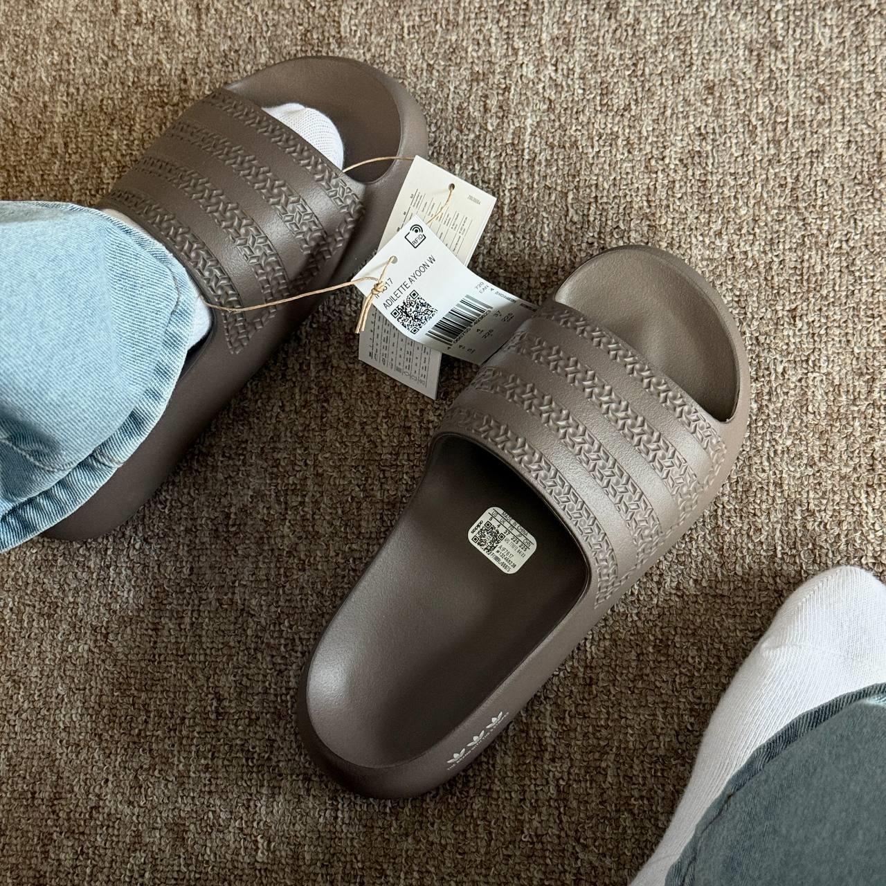 giày thể thao chính hãng, giày nike chính hãng, giày adidas chính hãng, giày newbalance chính hãng, giày converse chính hãng, giày puma chính hãng, giày vans chính hãng, giày asics chính hãng, giày everlast chính hãng, nước hoa chính hãng, ba lô, dép, dép quai ngang