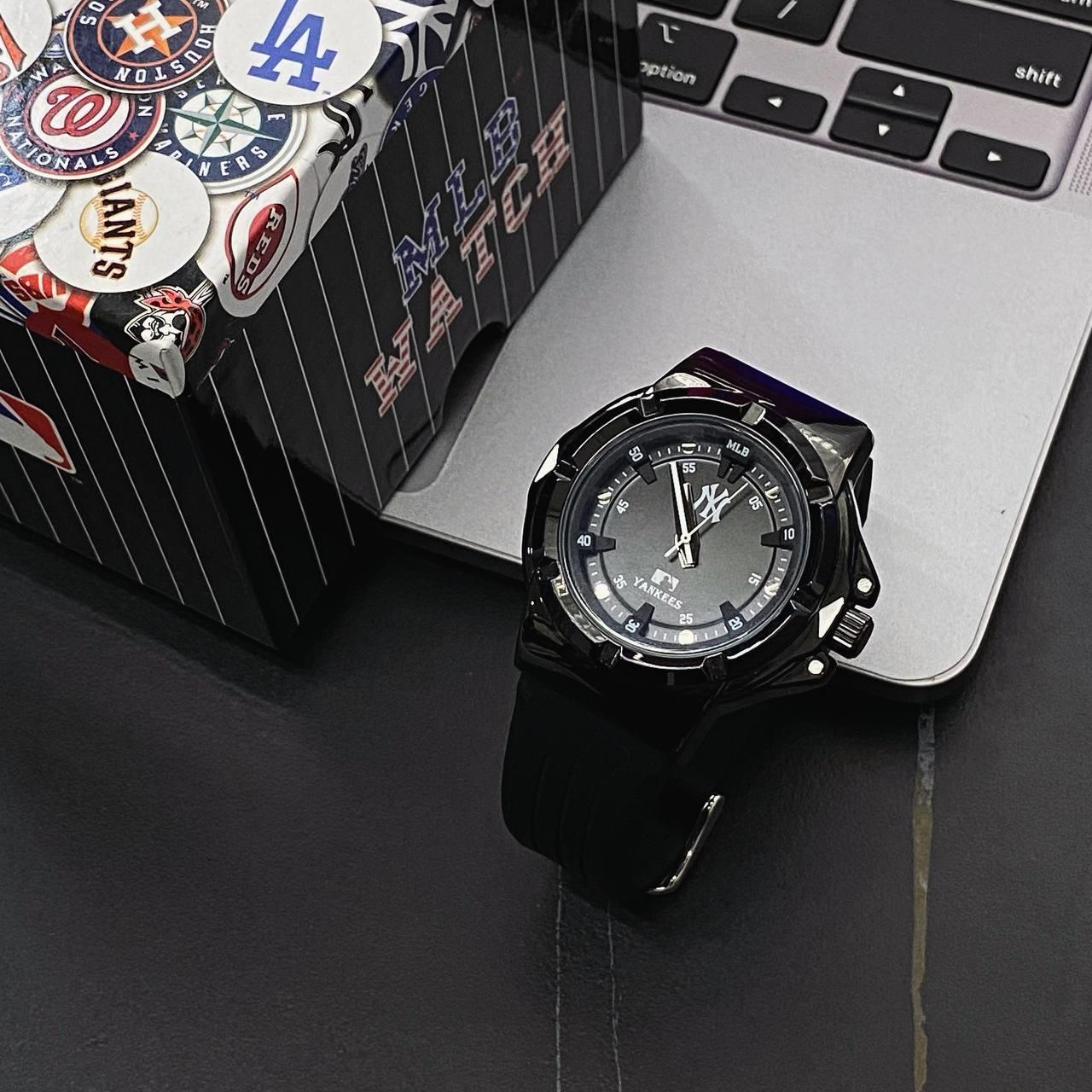 City Culture, hệ thống cửa hàng phân phối chuyên phân phối đồ thể thao, đồng hồ, nước hoa chính hãng, chính ngạch, xách tay từ US, UK, Korea, Japan.