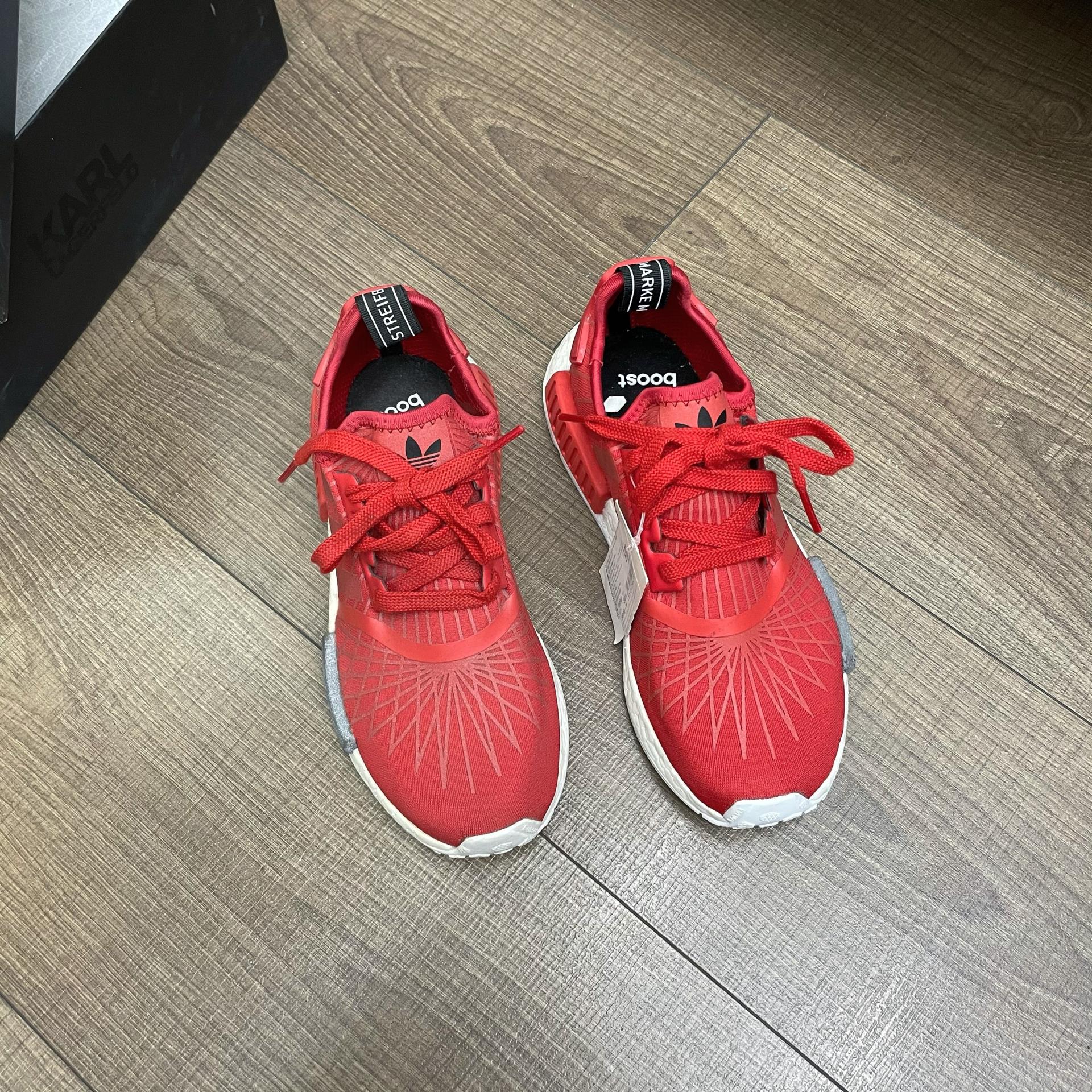 giày thể thao chính hãng, giày nike chính hãng, giày adidas chính hãng, giày newbalance chính hãng, giày converse chính hãng, giày puma chính hãng, giày vans chính hãng, giày asics chính hãng, giày everlast chính hãng, nước hoa chính hãng, ba lô, dép, dép quai ngang