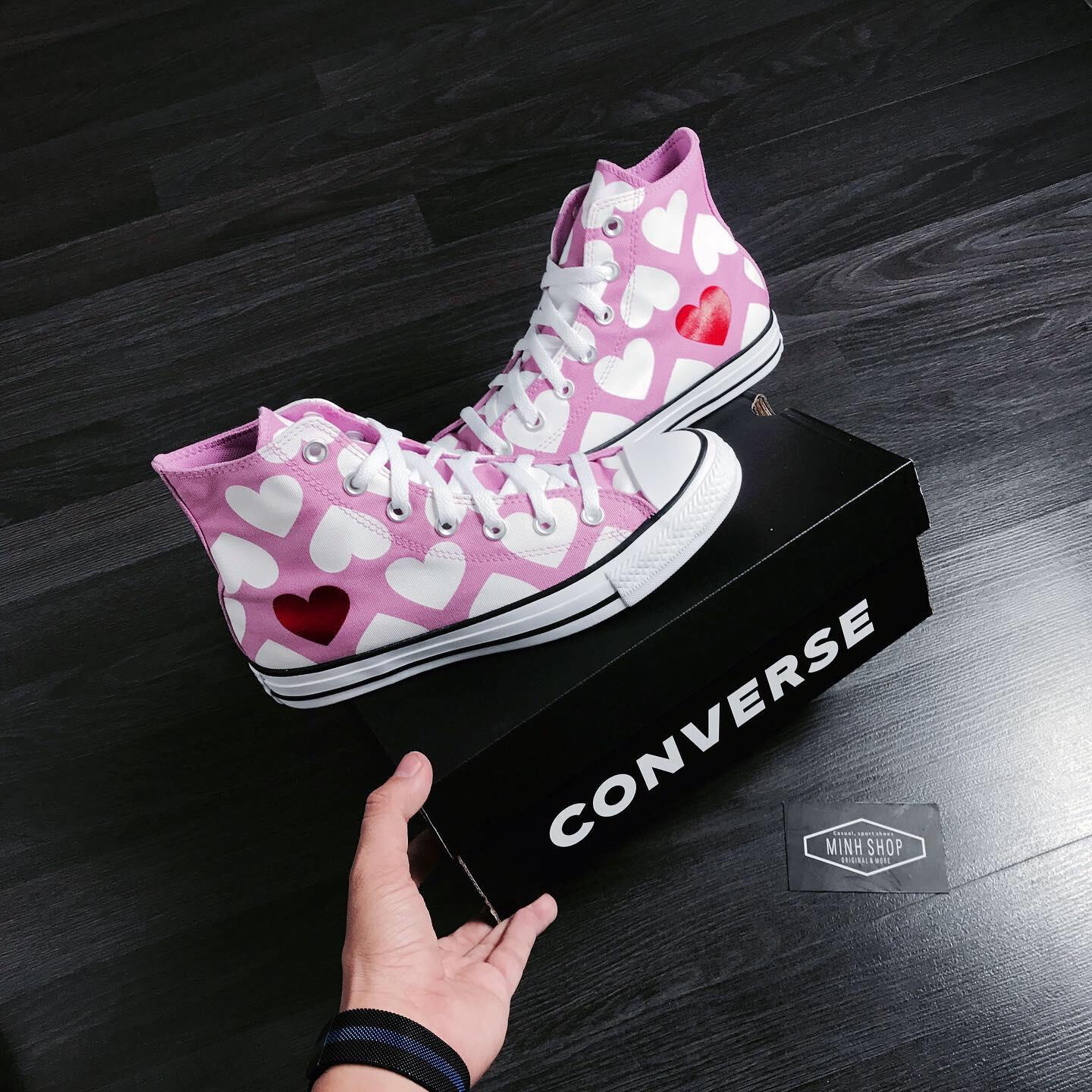 giày thể thao chính hãng, giày nike chính hãng, giày adidas chính hãng, giày newbalance chính hãng, giày converse chính hãng, giày puma chính hãng, giày vans chính hãng, giày asics chính hãng, giày everlast chính hãng, nước hoa chính hãng, ba lô, dép, dép quai ngang