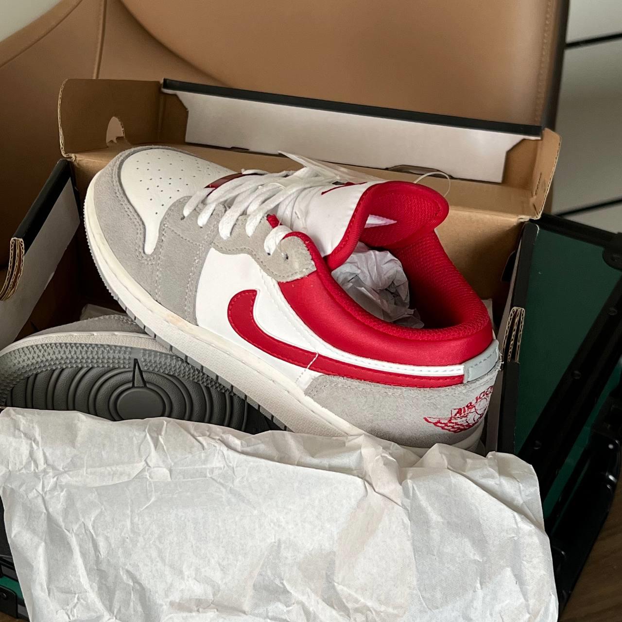 giày thể thao chính hãng, giày nike chính hãng, giày adidas chính hãng, giày newbalance chính hãng, giày converse chính hãng, giày puma chính hãng, giày vans chính hãng, giày asics chính hãng, giày everlast chính hãng, nước hoa chính hãng, ba lô, dép, dép quai ngang