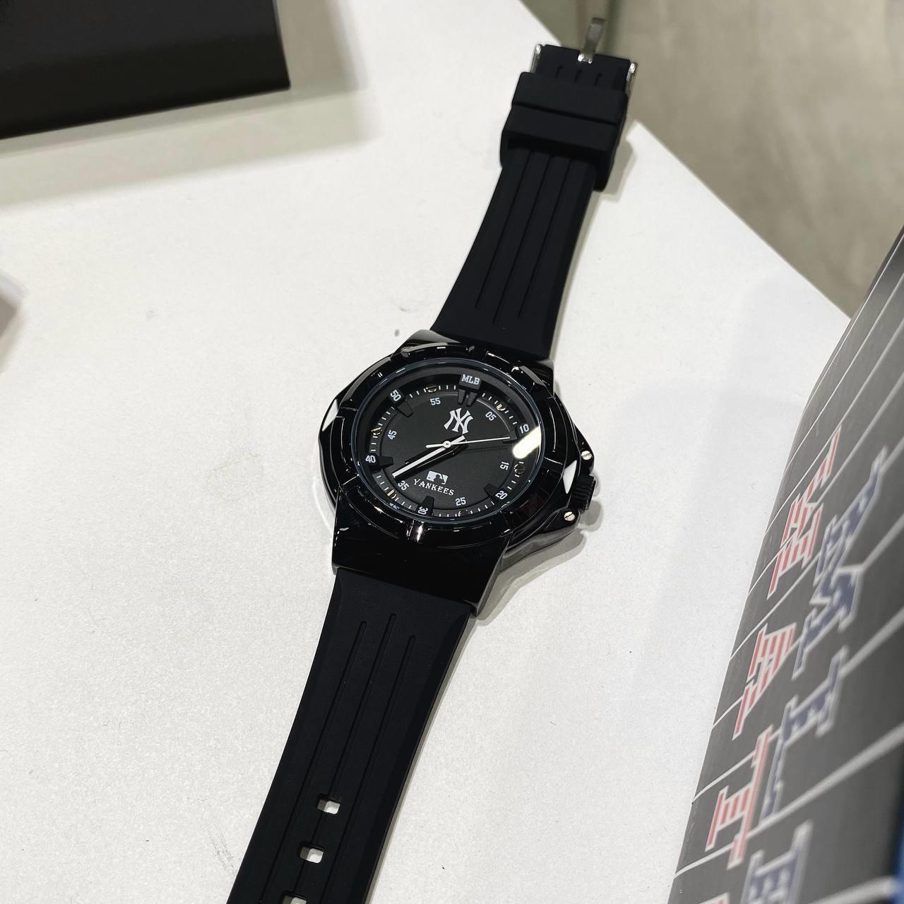 City Culture, hệ thống cửa hàng phân phối chuyên phân phối đồ thể thao, đồng hồ, nước hoa chính hãng, chính ngạch, xách tay từ US, UK, Korea, Japan.