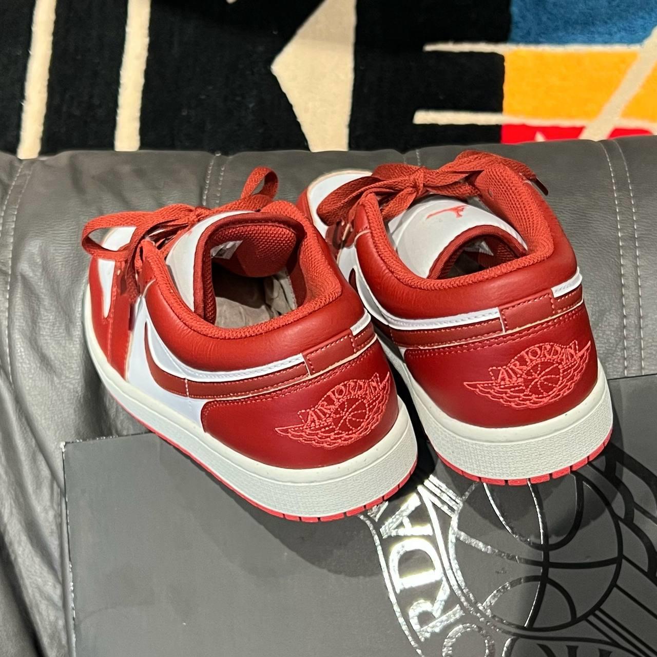 giày thể thao chính hãng, giày nike chính hãng, giày adidas chính hãng, giày newbalance chính hãng, giày converse chính hãng, giày puma chính hãng, giày vans chính hãng, giày asics chính hãng, giày everlast chính hãng, nước hoa chính hãng, ba lô, dép, dép quai ngang