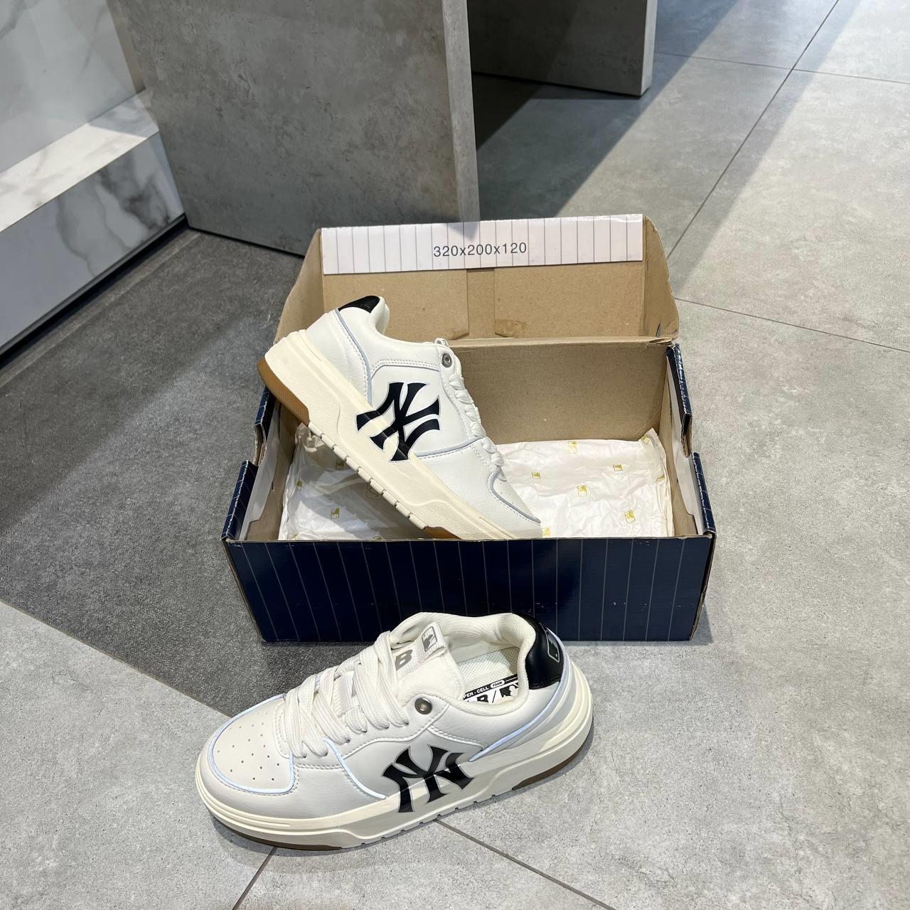 Giày thể thao, Balo thể thao, Nón thể thao, Thương hiệu giày nổi tiếng, Giày Adidas, Giày Nike, Balo Nike, Balo Adidas, Nón Nike, Nón Adidas
