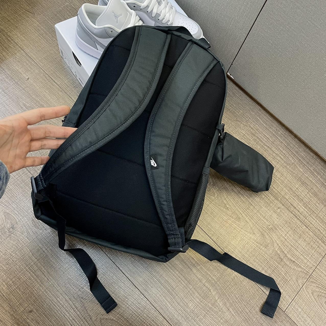 giày thể thao chính hãng, giày nike chính hãng, giày adidas chính hãng, giày newbalance chính hãng, giày converse chính hãng, giày puma chính hãng, giày vans chính hãng, giày asics chính hãng, giày everlast chính hãng, nước hoa chính hãng, ba lô, dép, dép quai ngang