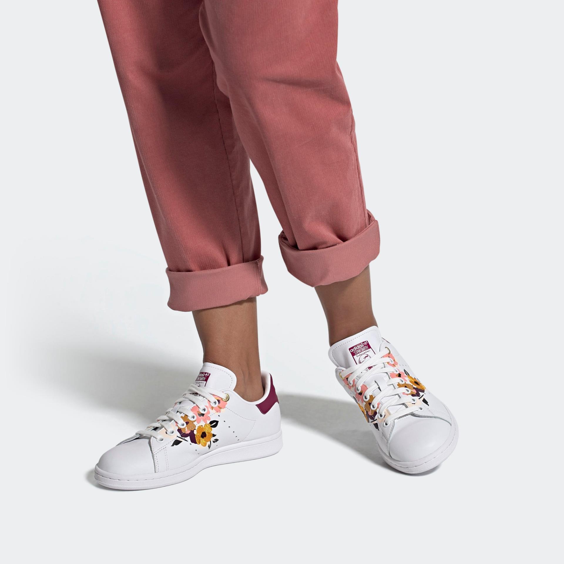Giày thể thao, Balo thể thao, Nón thể thao, Thương hiệu giày nổi tiếng, Giày Adidas, Giày Nike, Balo Nike, Balo Adidas, Nón Nike, Nón Adidas