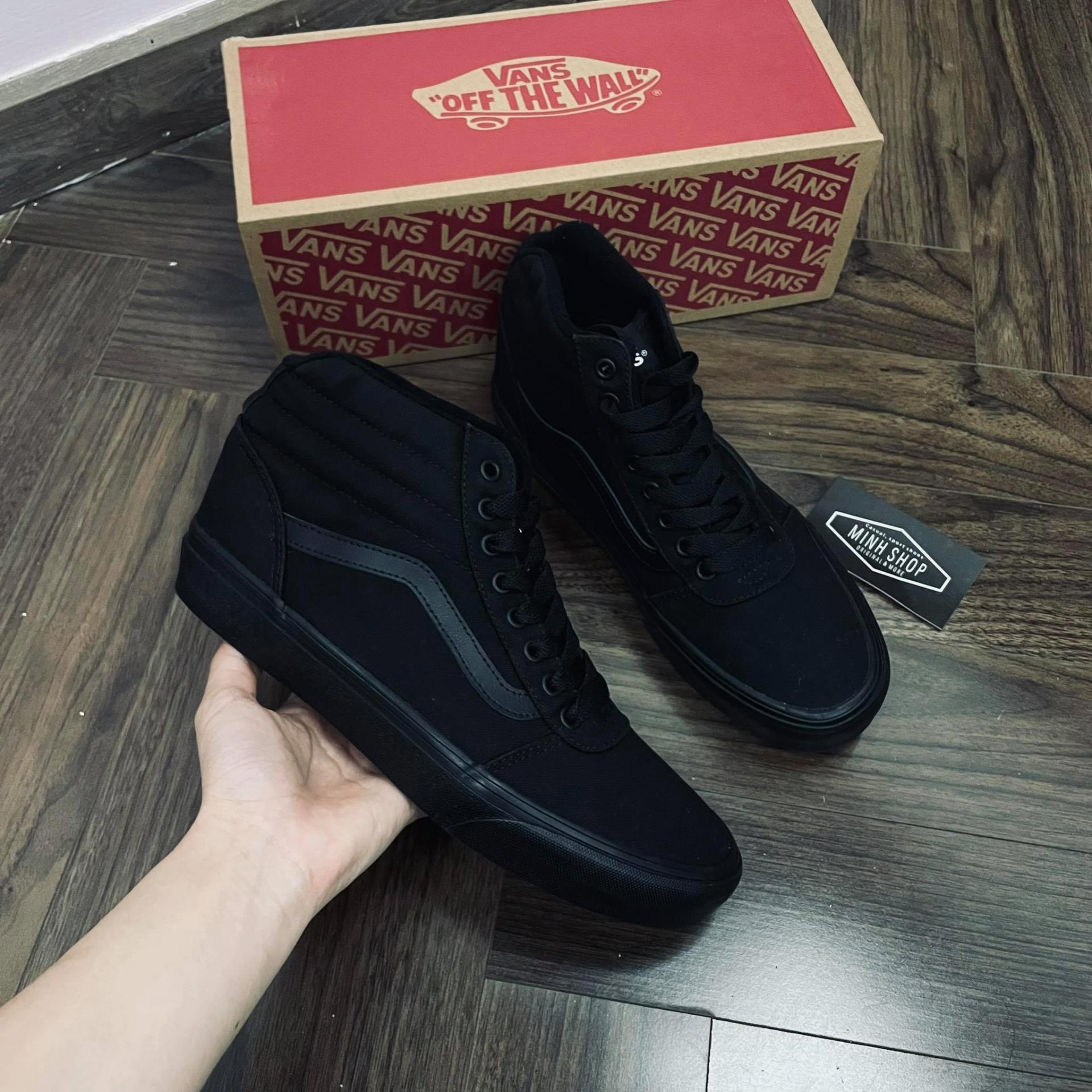giày thể thao chính hãng, giày nike chính hãng, giày adidas chính hãng, giày newbalance chính hãng, giày converse chính hãng, giày puma chính hãng, giày vans chính hãng, giày asics chính hãng, giày everlast chính hãng, nước hoa chính hãng, ba lô, dép, dép quai ngang