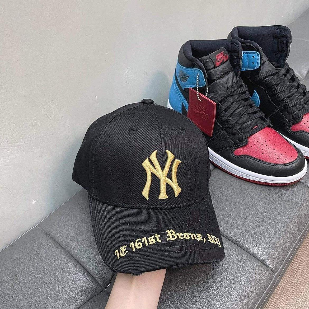 giày thể thao chính hãng, giày nike chính hãng, giày adidas chính hãng, giày newbalance chính hãng, giày converse chính hãng, giày puma chính hãng, giày vans chính hãng, giày asics chính hãng, giày everlast chính hãng, nước hoa chính hãng, ba lô, dép, dép quai ngang