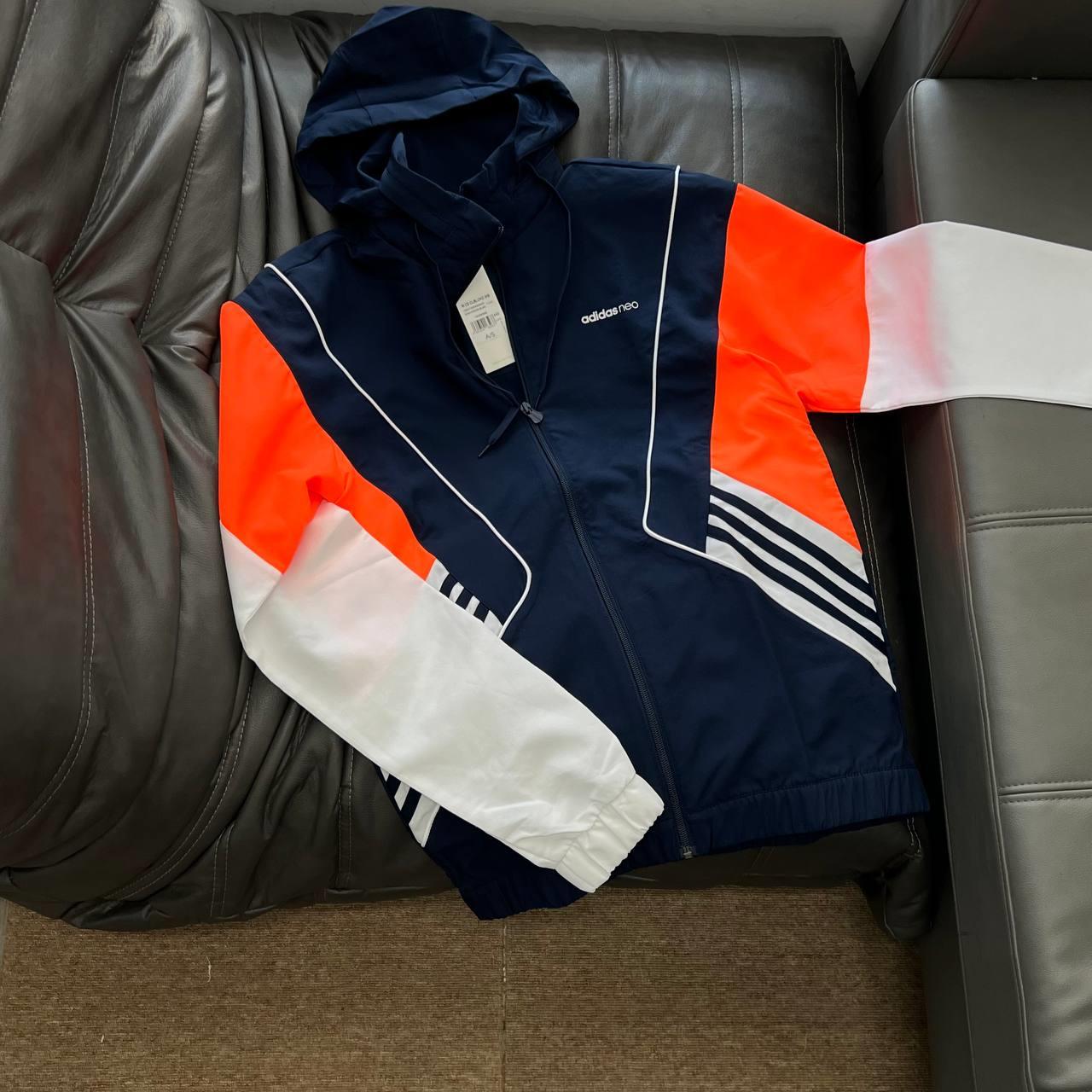 giày thể thao chính hãng, giày nike chính hãng, giày adidas chính hãng, giày newbalance chính hãng, giày converse chính hãng, giày puma chính hãng, giày vans chính hãng, giày asics chính hãng, giày everlast chính hãng, nước hoa chính hãng, ba lô, dép, dép quai ngang