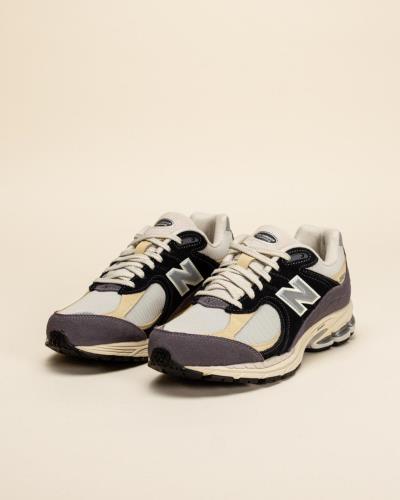 Giày NEW BALANCE M2002 - BLACK/SILVER METALLIC [M2002RSH]