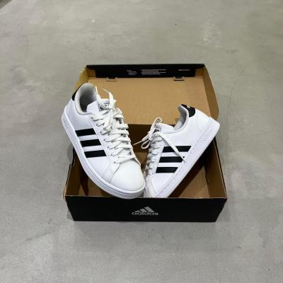 giày thể thao chính hãng, giày nike chính hãng, giày adidas chính hãng, giày newbalance chính hãng, giày converse chính hãng, giày puma chính hãng, giày vans chính hãng, giày asics chính hãng, giày everlast chính hãng, nước hoa chính hãng, ba lô, dép, dép quai ngang
