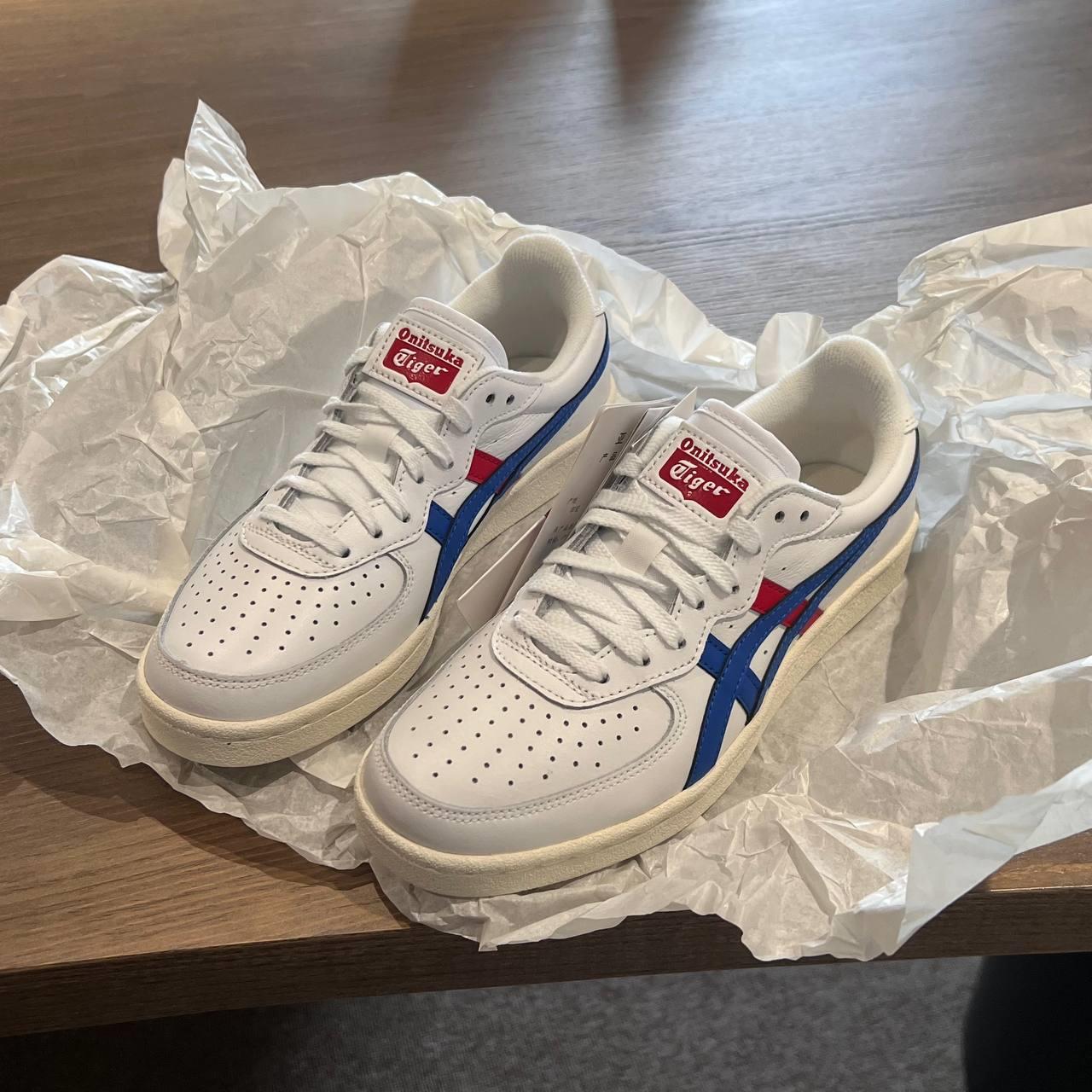 giày thể thao chính hãng, giày nike chính hãng, giày adidas chính hãng, giày newbalance chính hãng, giày converse chính hãng, giày puma chính hãng, giày vans chính hãng, giày asics chính hãng, giày everlast chính hãng, nước hoa chính hãng, ba lô, dép, dép quai ngang