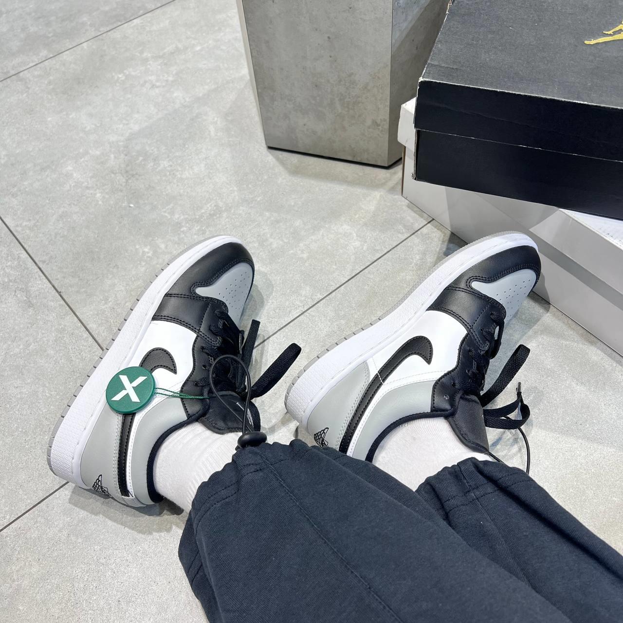 Giày thể thao, Balo thể thao, Nón thể thao, Thương hiệu giày nổi tiếng, Giày Adidas, Giày Nike, Balo Nike, Balo Adidas, Nón Nike, Nón Adidas