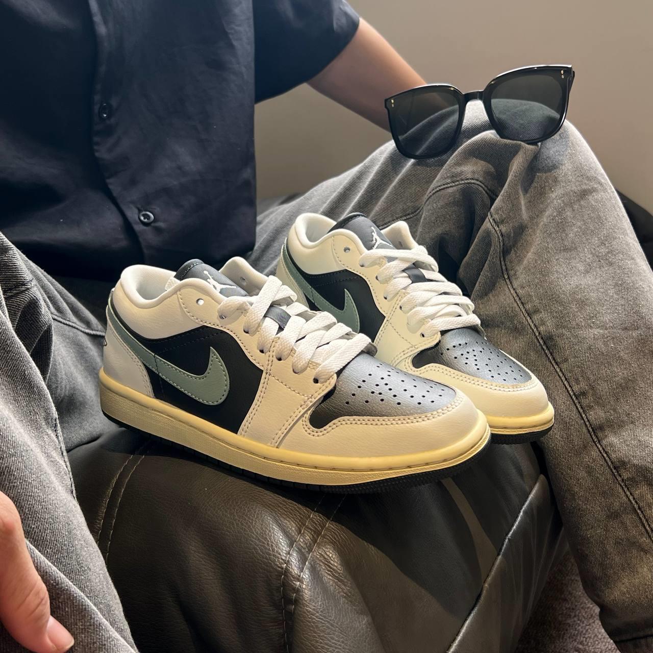 giày thể thao chính hãng, giày nike chính hãng, giày adidas chính hãng, giày newbalance chính hãng, giày converse chính hãng, giày puma chính hãng, giày vans chính hãng, giày asics chính hãng, giày everlast chính hãng, nước hoa chính hãng, ba lô, dép, dép quai ngang