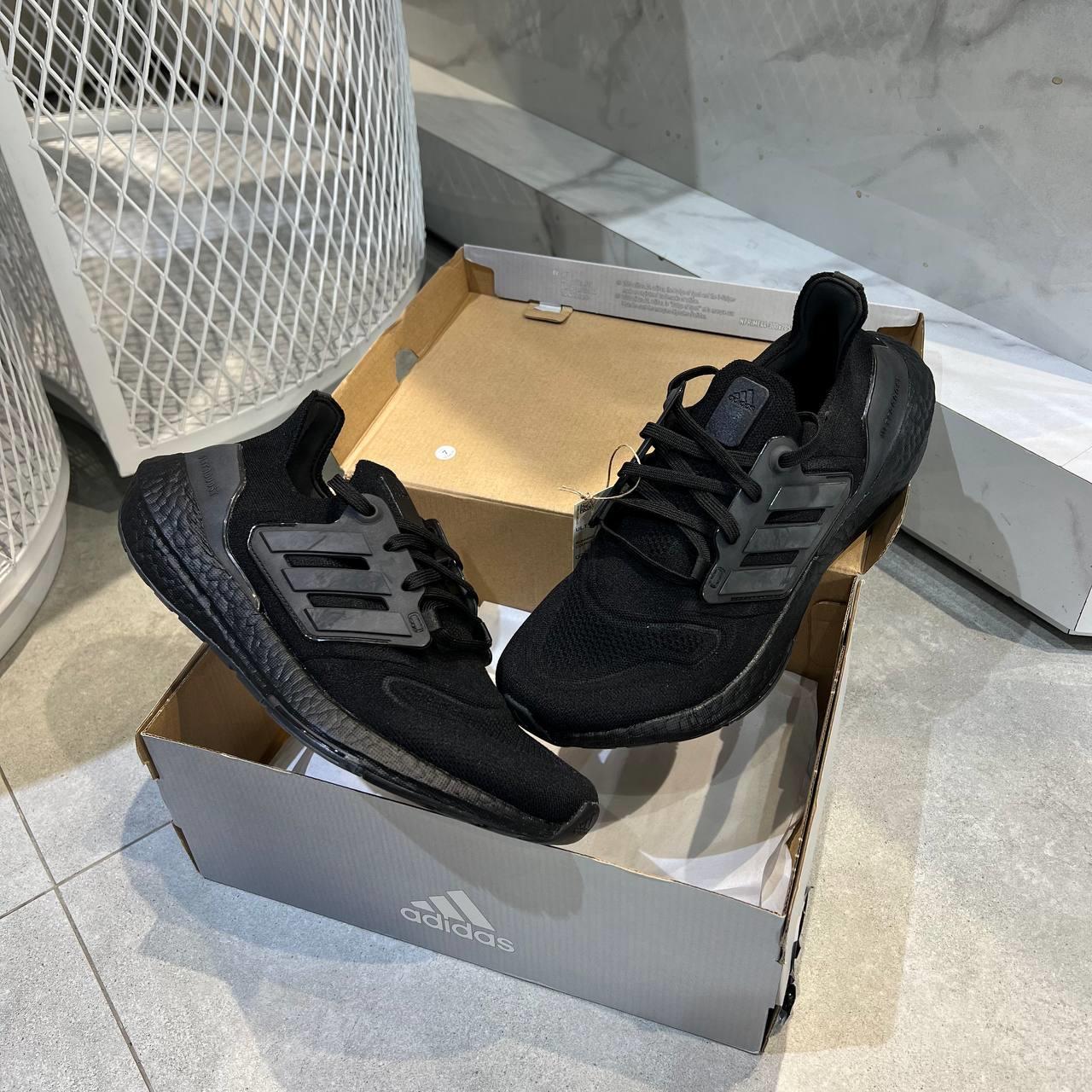 Giày thể thao, Balo thể thao, Nón thể thao, Thương hiệu giày nổi tiếng, Giày Adidas, Giày Nike, Balo Nike, Balo Adidas, Nón Nike, Nón Adidas
