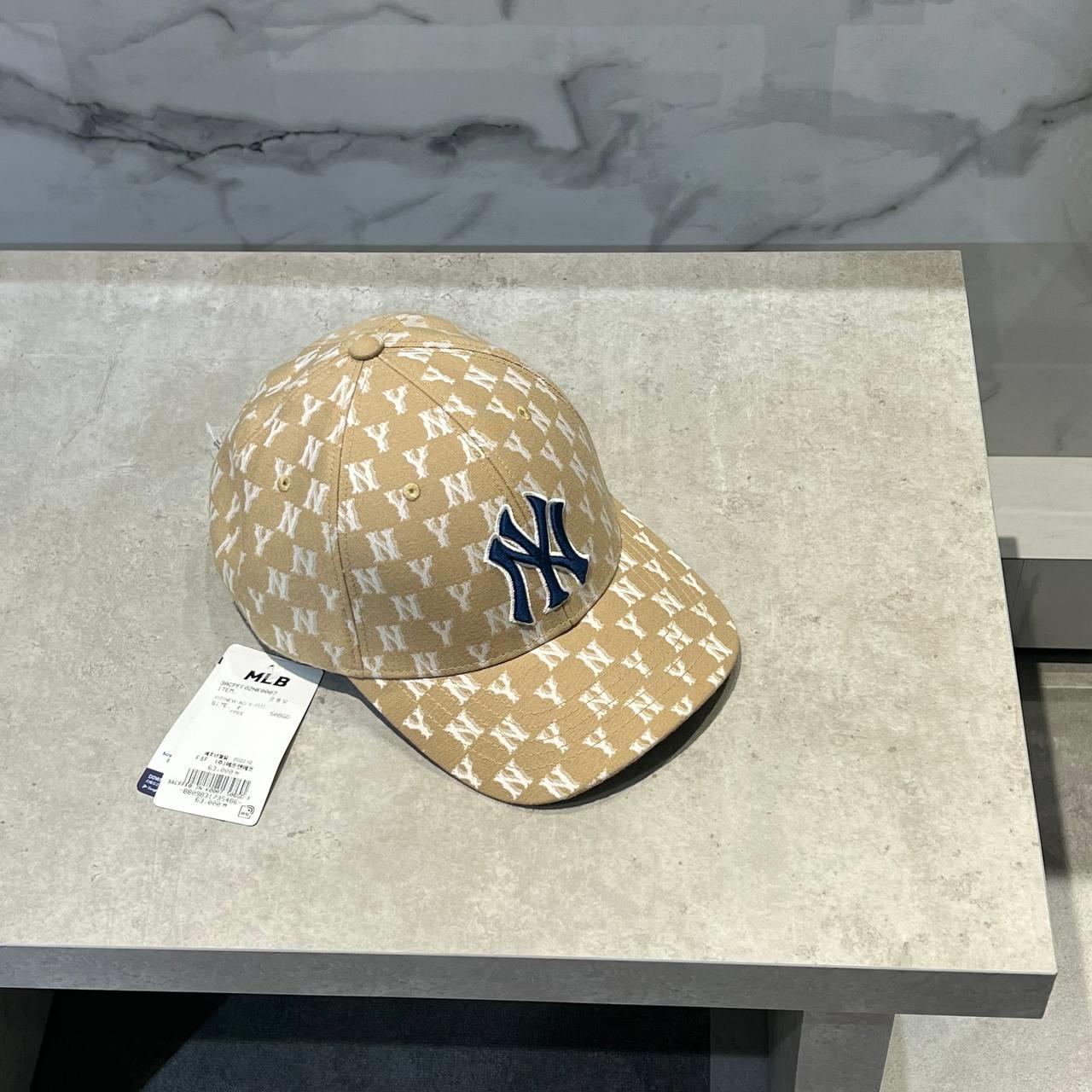 Giày thể thao, Balo thể thao, Nón thể thao, Thương hiệu giày nổi tiếng, Giày Adidas, Giày Nike, Balo Nike, Balo Adidas, Nón Nike, Nón Adidas