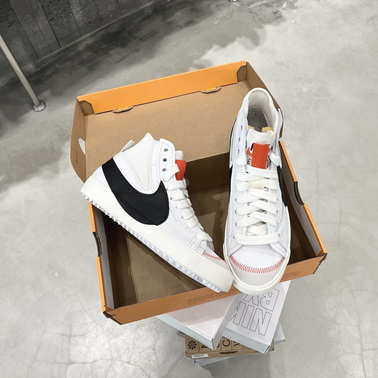 City Culture, hệ thống cửa hàng phân phối chuyên phân phối đồ thể thao, đồng hồ, nước hoa chính hãng, chính ngạch, xách tay từ US, UK, Korea, Japan.