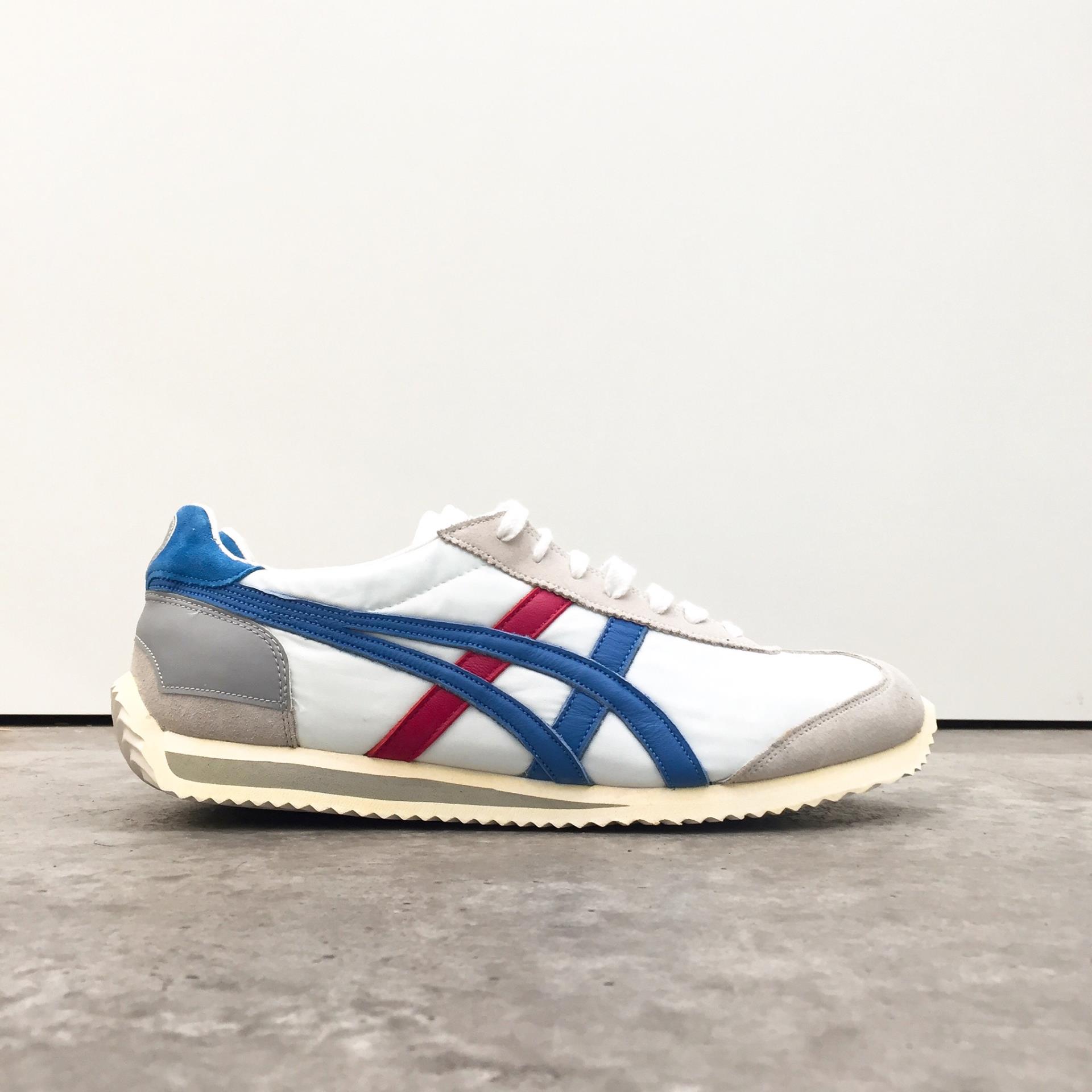 giày thể thao chính hãng, giày nike chính hãng, giày adidas chính hãng, giày newbalance chính hãng, giày converse chính hãng, giày puma chính hãng, giày vans chính hãng, giày asics chính hãng, giày everlast chính hãng, nước hoa chính hãng, ba lô, dép, dép quai ngang