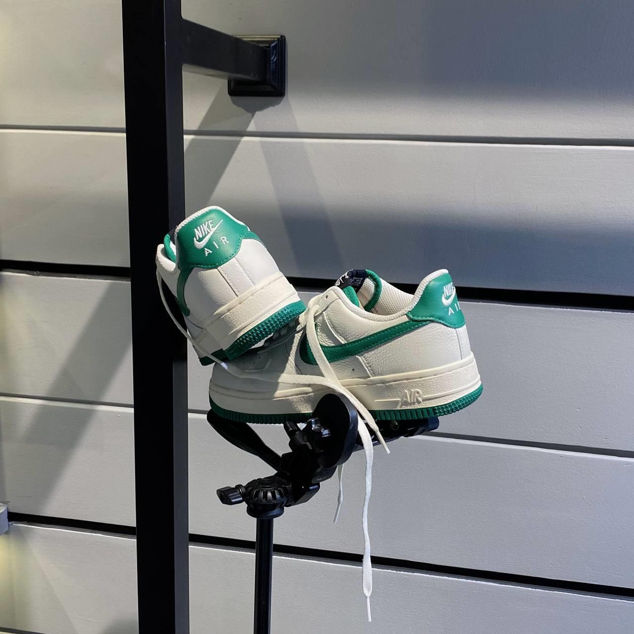 Giày thể thao, Balo thể thao, Nón thể thao, Thương hiệu giày nổi tiếng, Giày Adidas, Giày Nike, Balo Nike, Balo Adidas, Nón Nike, Nón Adidas