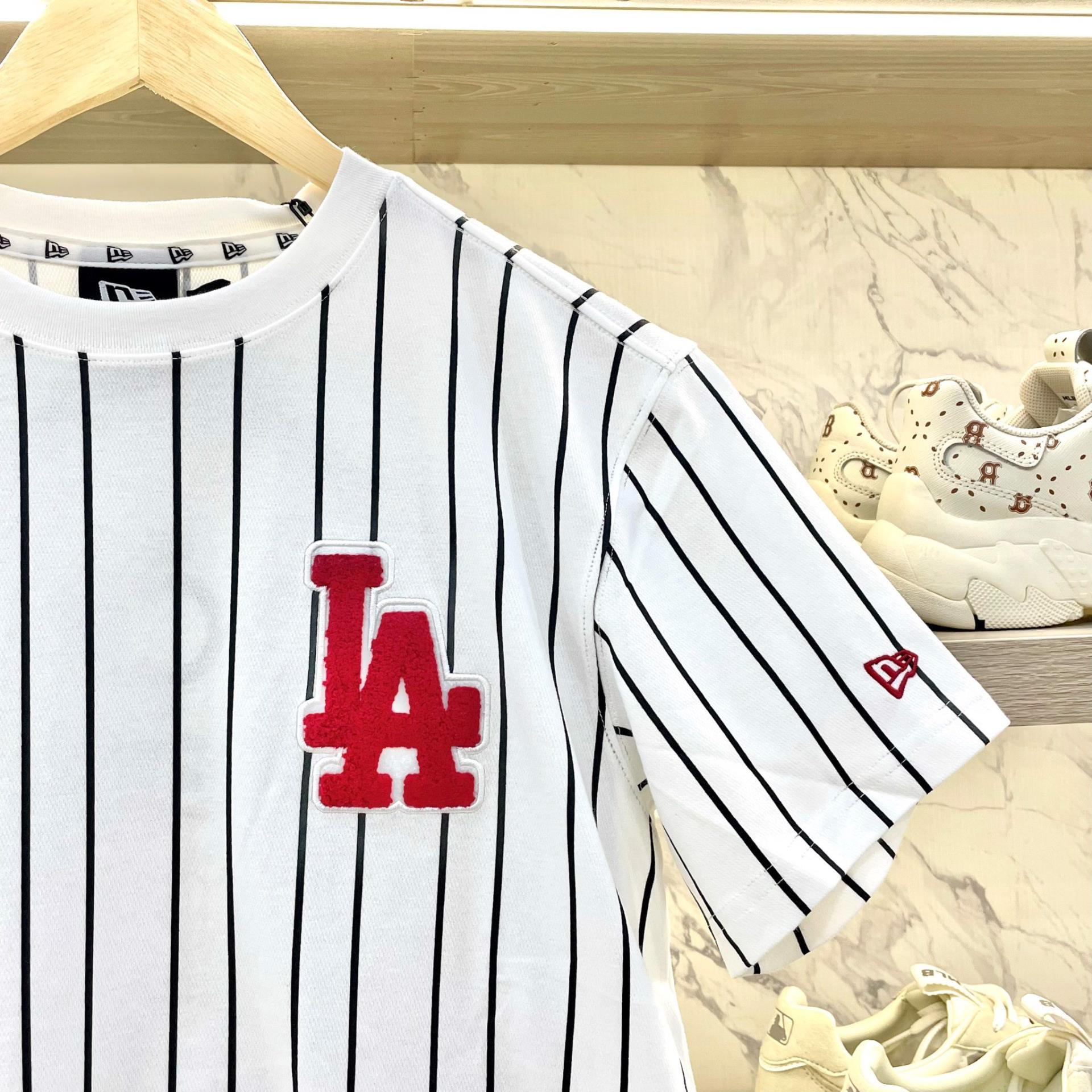 Giày thể thao, Balo thể thao, Nón thể thao, Thương hiệu giày nổi tiếng, Giày Adidas, Giày Nike, Balo Nike, Balo Adidas, Nón Nike, Nón Adidas