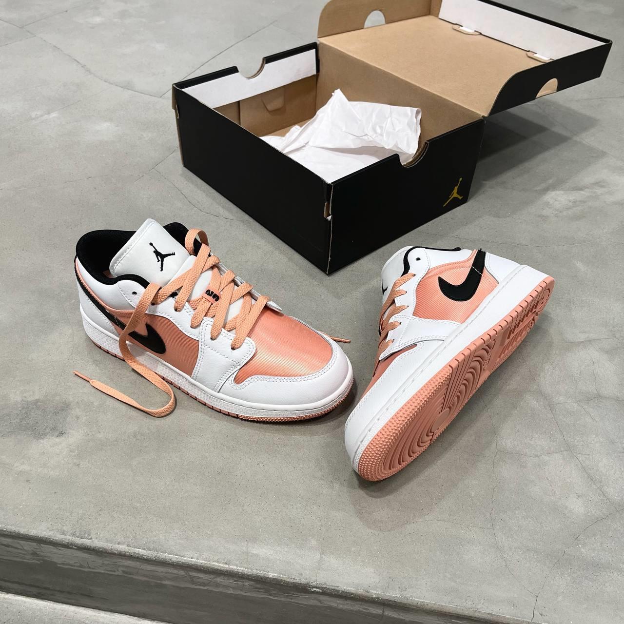 giày thể thao chính hãng, giày nike chính hãng, giày adidas chính hãng, giày newbalance chính hãng, giày converse chính hãng, giày puma chính hãng, giày vans chính hãng, giày asics chính hãng, giày everlast chính hãng, nước hoa chính hãng, ba lô, dép, dép quai ngang