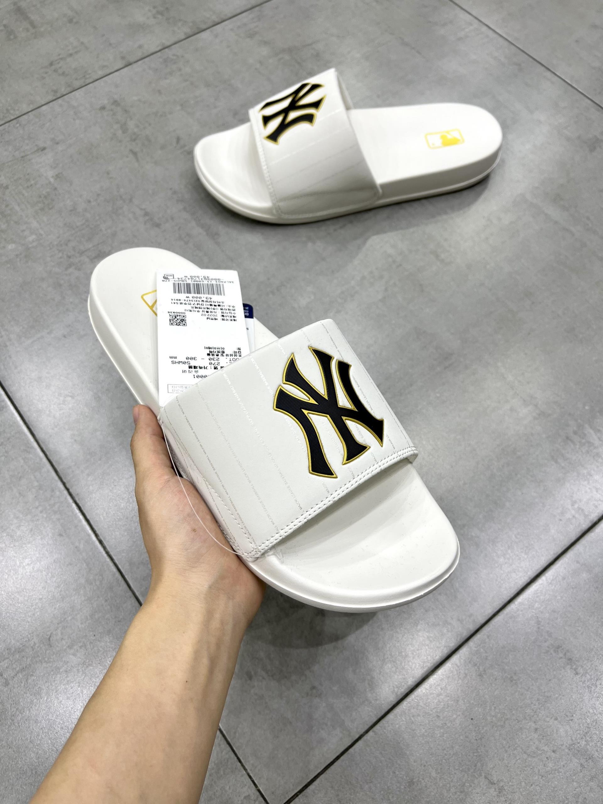 Giày thể thao, Balo thể thao, Nón thể thao, Thương hiệu giày nổi tiếng, Giày Adidas, Giày Nike, Balo Nike, Balo Adidas, Nón Nike, Nón Adidas