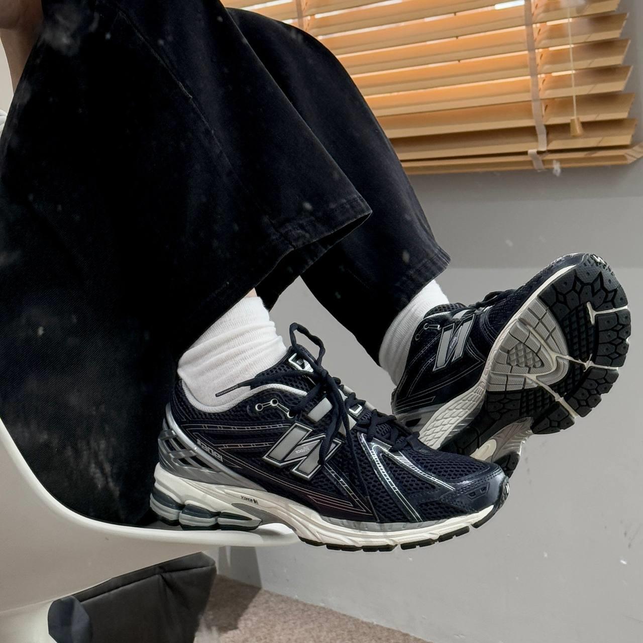 giày thể thao chính hãng, giày nike chính hãng, giày adidas chính hãng, giày newbalance chính hãng, giày converse chính hãng, giày puma chính hãng, giày vans chính hãng, giày asics chính hãng, giày everlast chính hãng, nước hoa chính hãng, ba lô, dép, dép quai ngang