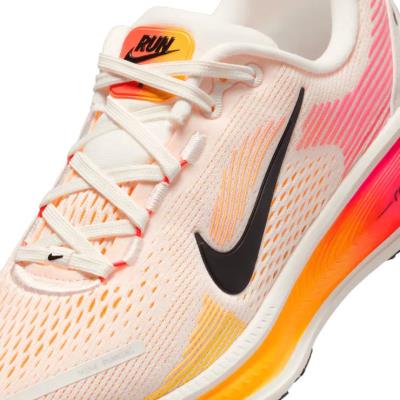 Giày Nike Vomero 18 GS ‘Sail Bright Crimson’ [HQ2157 102] - Image 1
