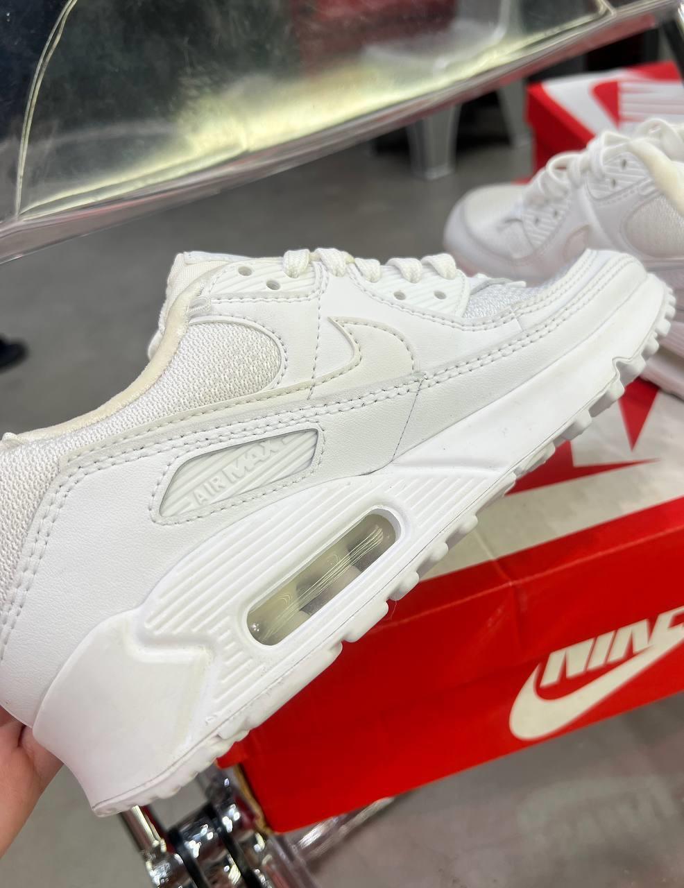 City Culture, hệ thống cửa hàng phân phối chuyên phân phối đồ thể thao, đồng hồ, nước hoa chính hãng, chính ngạch, xách tay từ US, UK, Korea, Japan.