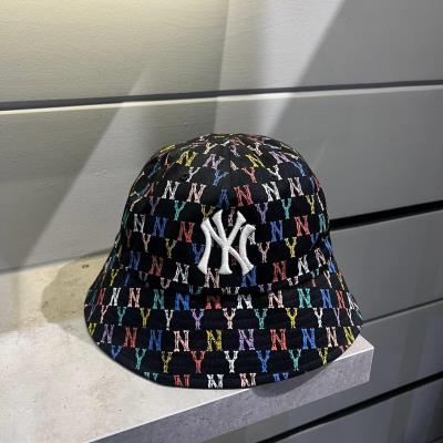 10109 -Nón MLB Bucket MONOGRAM RAINBOW DOME HAT NEW YORK YANKEES