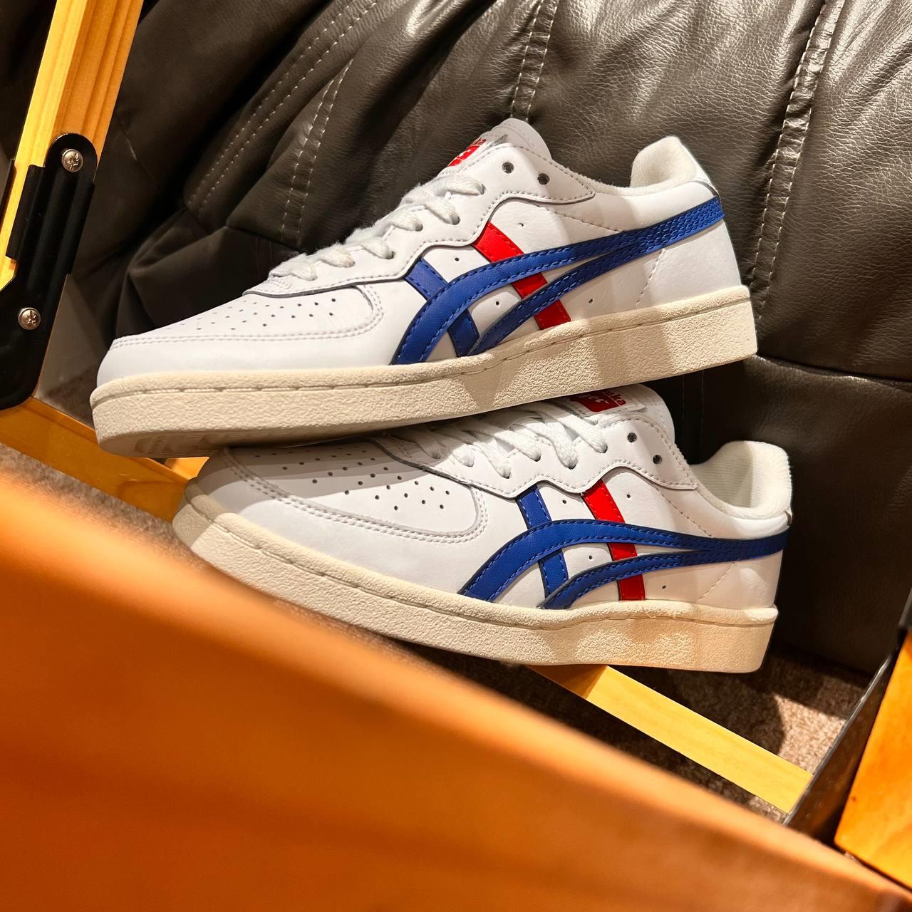 giày thể thao chính hãng, giày nike chính hãng, giày adidas chính hãng, giày newbalance chính hãng, giày converse chính hãng, giày puma chính hãng, giày vans chính hãng, giày asics chính hãng, giày everlast chính hãng, nước hoa chính hãng, ba lô, dép, dép quai ngang