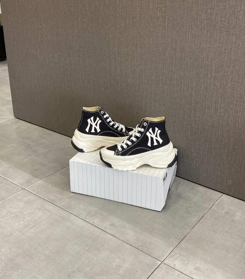 Giày thể thao, Balo thể thao, Nón thể thao, Thương hiệu giày nổi tiếng, Giày Adidas, Giày Nike, Balo Nike, Balo Adidas, Nón Nike, Nón Adidas