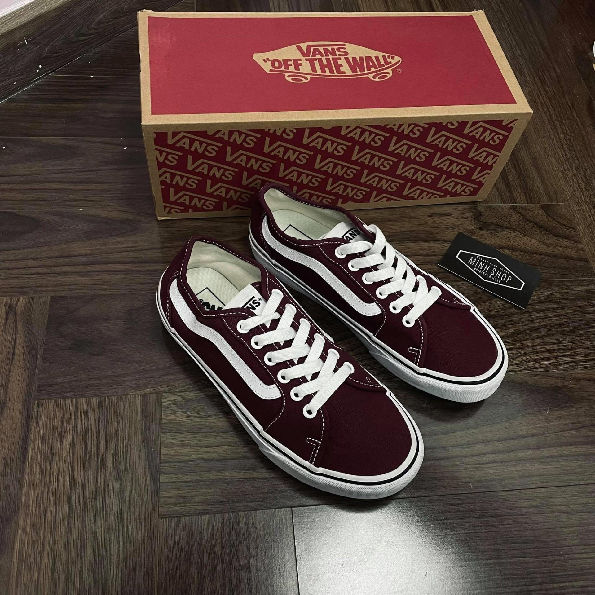 giày thể thao chính hãng, giày nike chính hãng, giày adidas chính hãng, giày newbalance chính hãng, giày converse chính hãng, giày puma chính hãng, giày vans chính hãng, giày asics chính hãng, giày everlast chính hãng, nước hoa chính hãng, ba lô, dép, dép quai ngang
