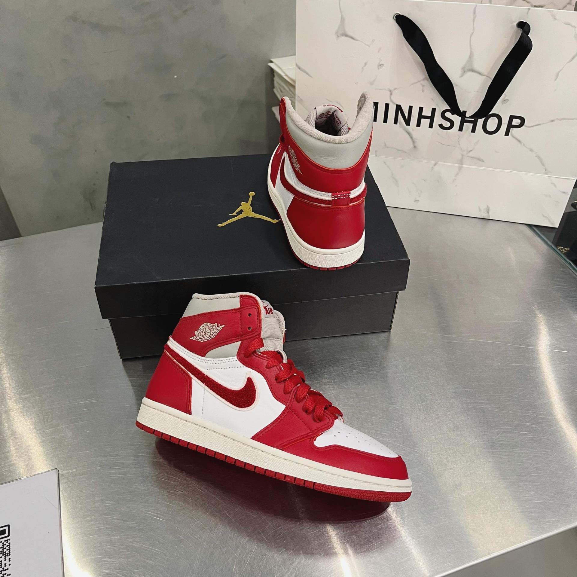 giày thể thao chính hãng, giày nike chính hãng, giày adidas chính hãng, giày newbalance chính hãng, giày converse chính hãng, giày puma chính hãng, giày vans chính hãng, giày asics chính hãng, giày everlast chính hãng, nước hoa chính hãng, ba lô, dép, dép quai ngang