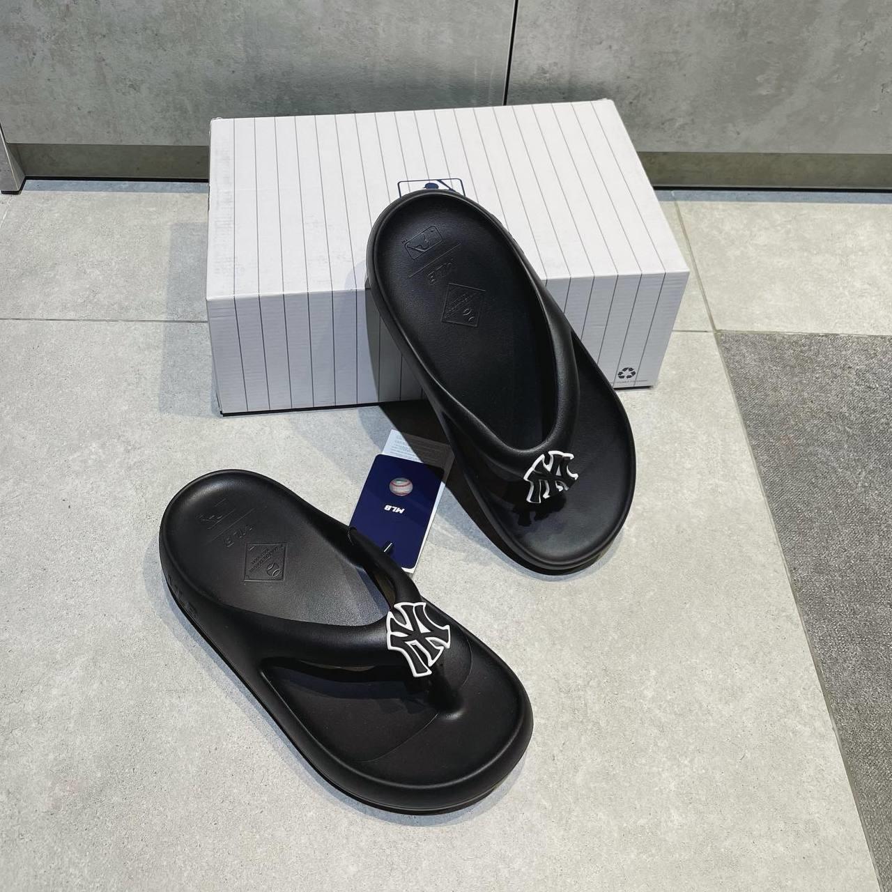 Giày thể thao, Balo thể thao, Nón thể thao, Thương hiệu giày nổi tiếng, Giày Adidas, Giày Nike, Balo Nike, Balo Adidas, Nón Nike, Nón Adidas