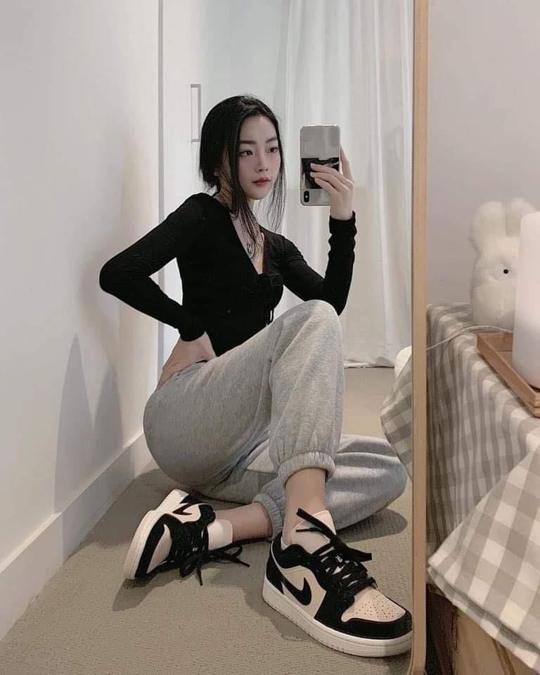 giày thể thao chính hãng, giày nike chính hãng, giày adidas chính hãng, giày newbalance chính hãng, giày converse chính hãng, giày puma chính hãng, giày vans chính hãng, giày asics chính hãng, giày everlast chính hãng, nước hoa chính hãng, ba lô, dép, dép quai ngang