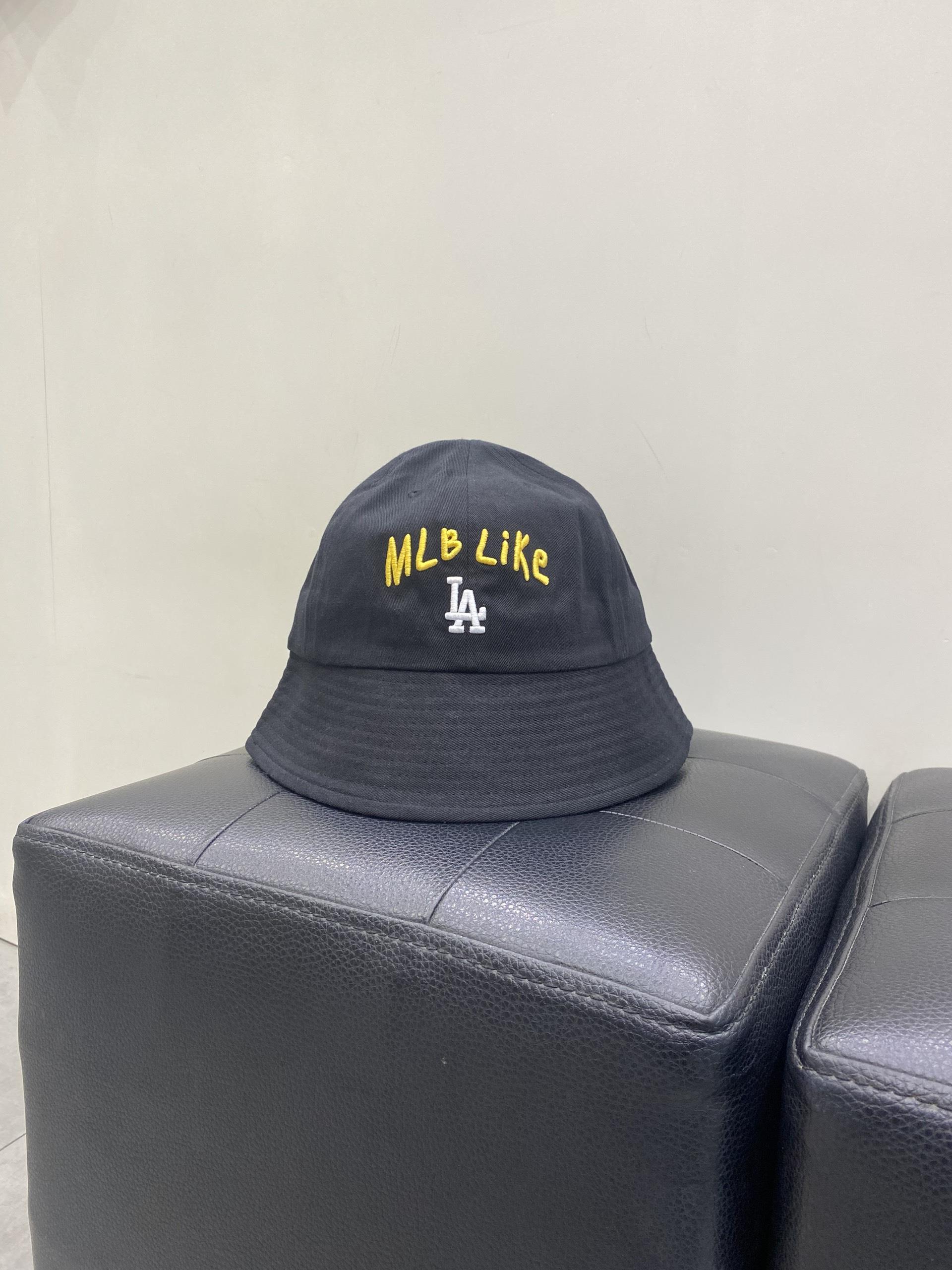Giày thể thao, Balo thể thao, Nón thể thao, Thương hiệu giày nổi tiếng, Giày Adidas, Giày Nike, Balo Nike, Balo Adidas, Nón Nike, Nón Adidas