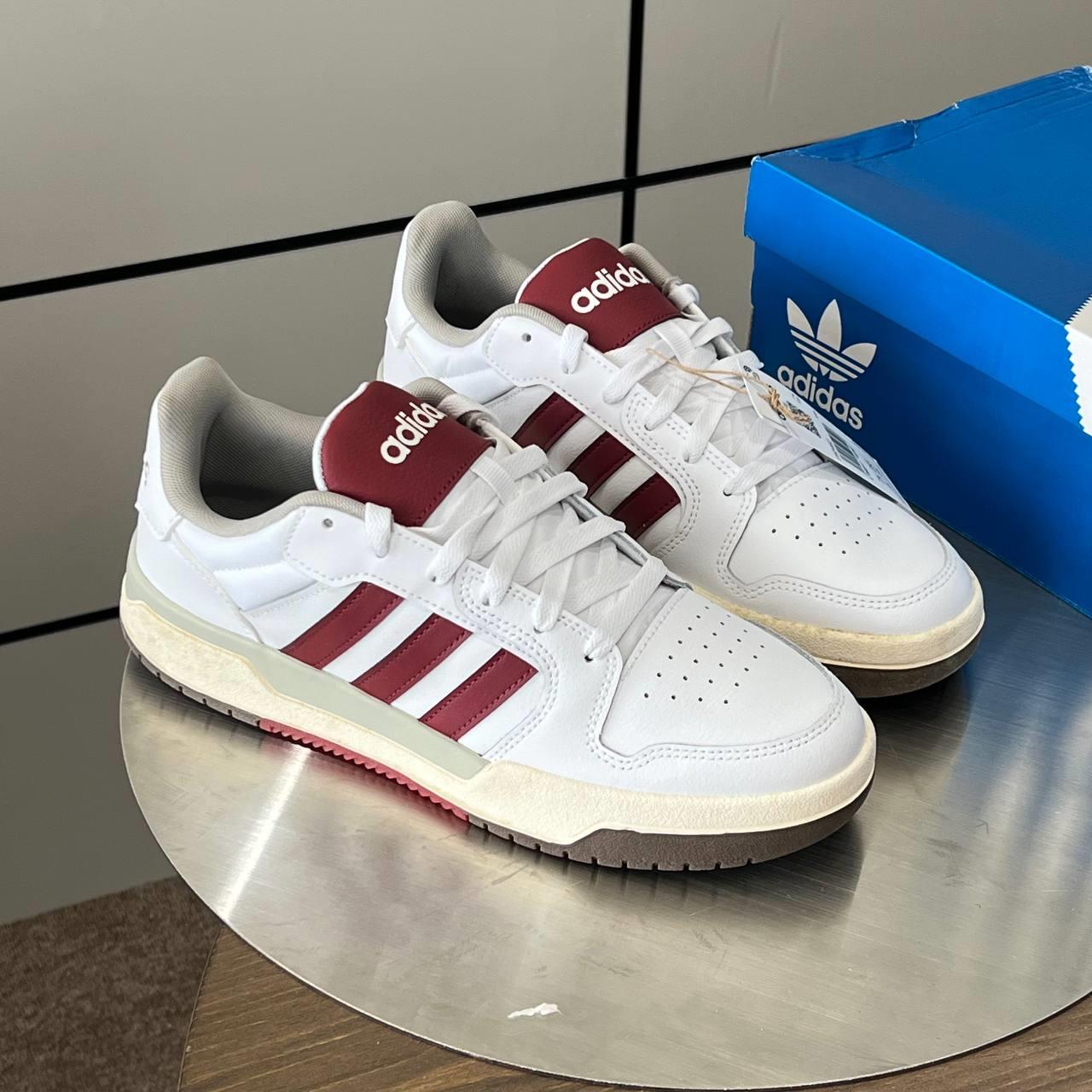 giày thể thao chính hãng, giày nike chính hãng, giày adidas chính hãng, giày newbalance chính hãng, giày converse chính hãng, giày puma chính hãng, giày vans chính hãng, giày asics chính hãng, giày everlast chính hãng, nước hoa chính hãng, ba lô, dép, dép quai ngang