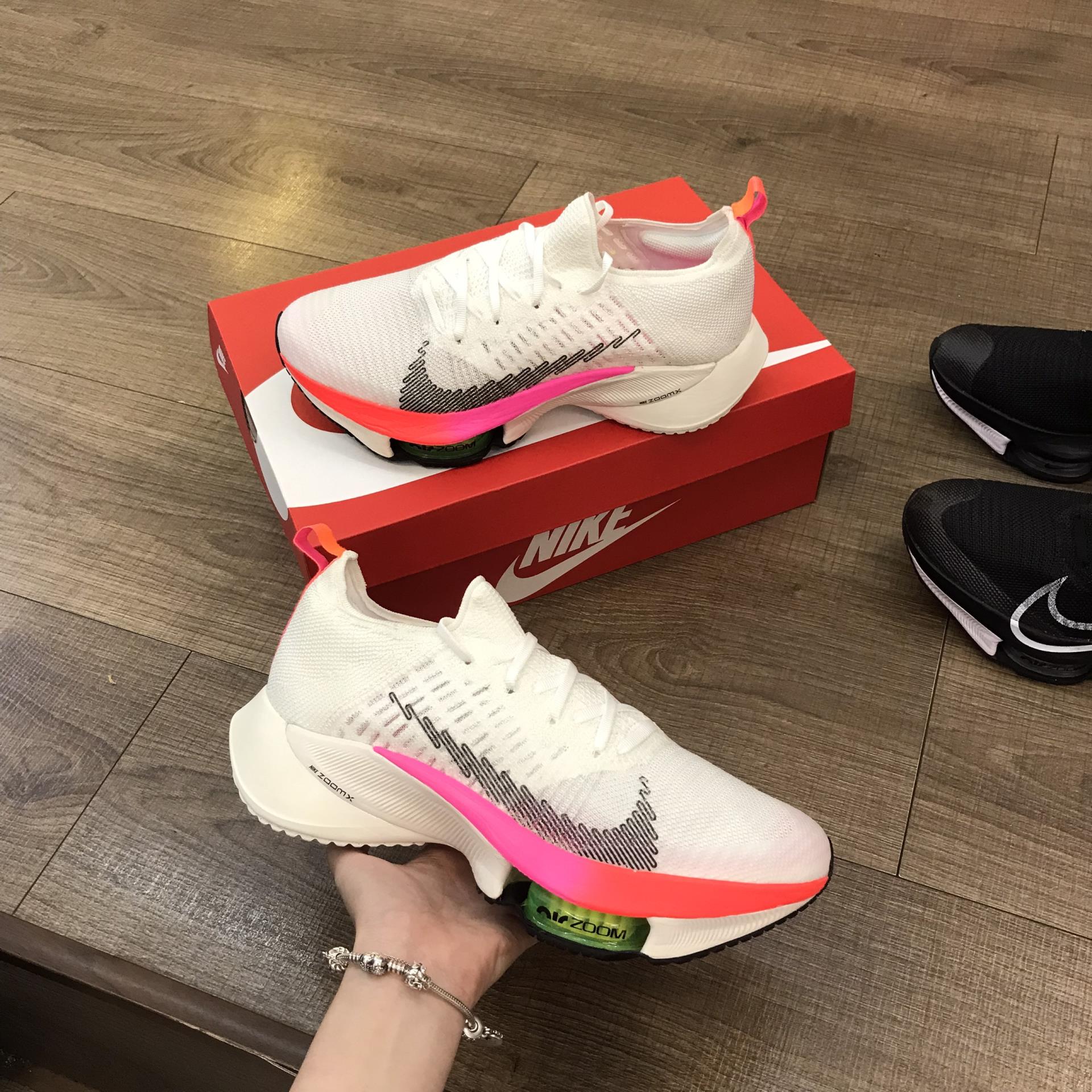 giày thể thao chính hãng, giày nike chính hãng, giày adidas chính hãng, giày newbalance chính hãng, giày converse chính hãng, giày puma chính hãng, giày vans chính hãng, giày asics chính hãng, giày everlast chính hãng, nước hoa chính hãng, ba lô, dép, dép quai ngang