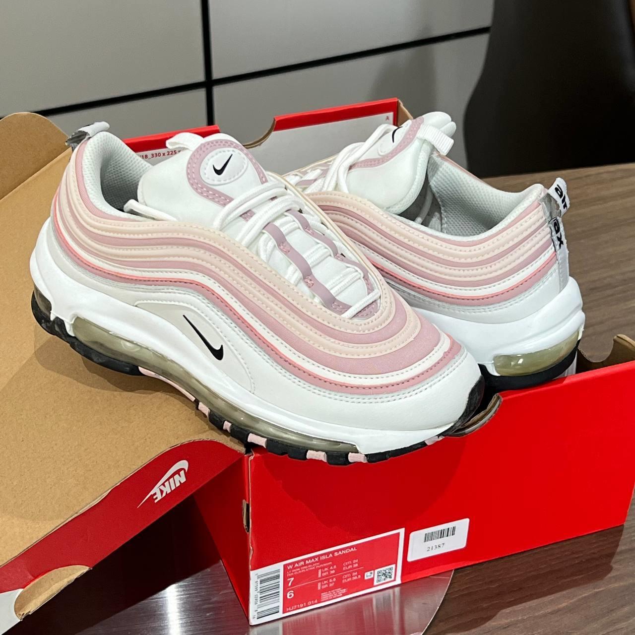 City Culture, hệ thống cửa hàng phân phối chuyên phân phối đồ thể thao, đồng hồ, nước hoa chính hãng, chính ngạch, xách tay từ US, UK, Korea, Japan.